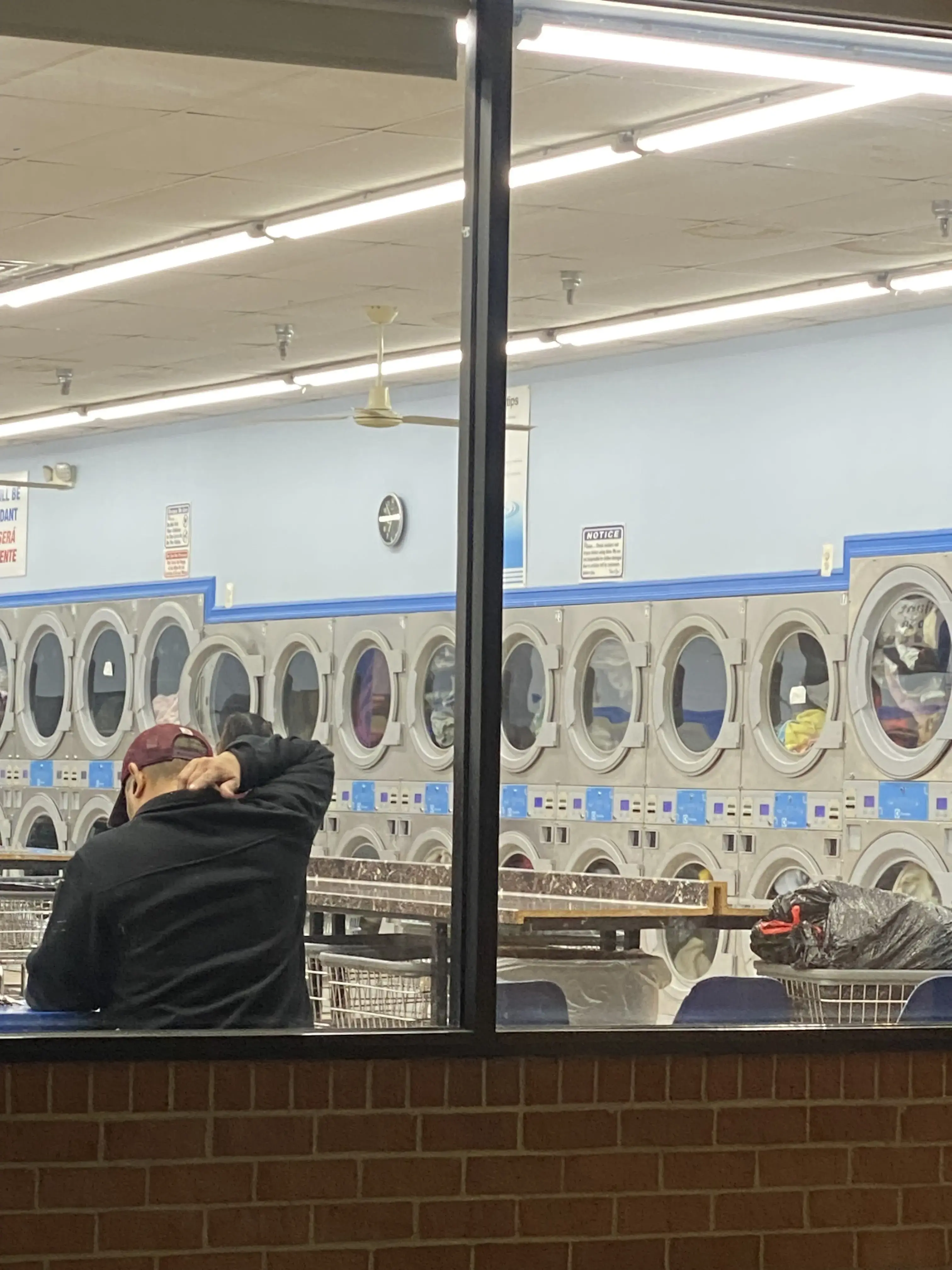 Speedy Laundromat thumbnail 3