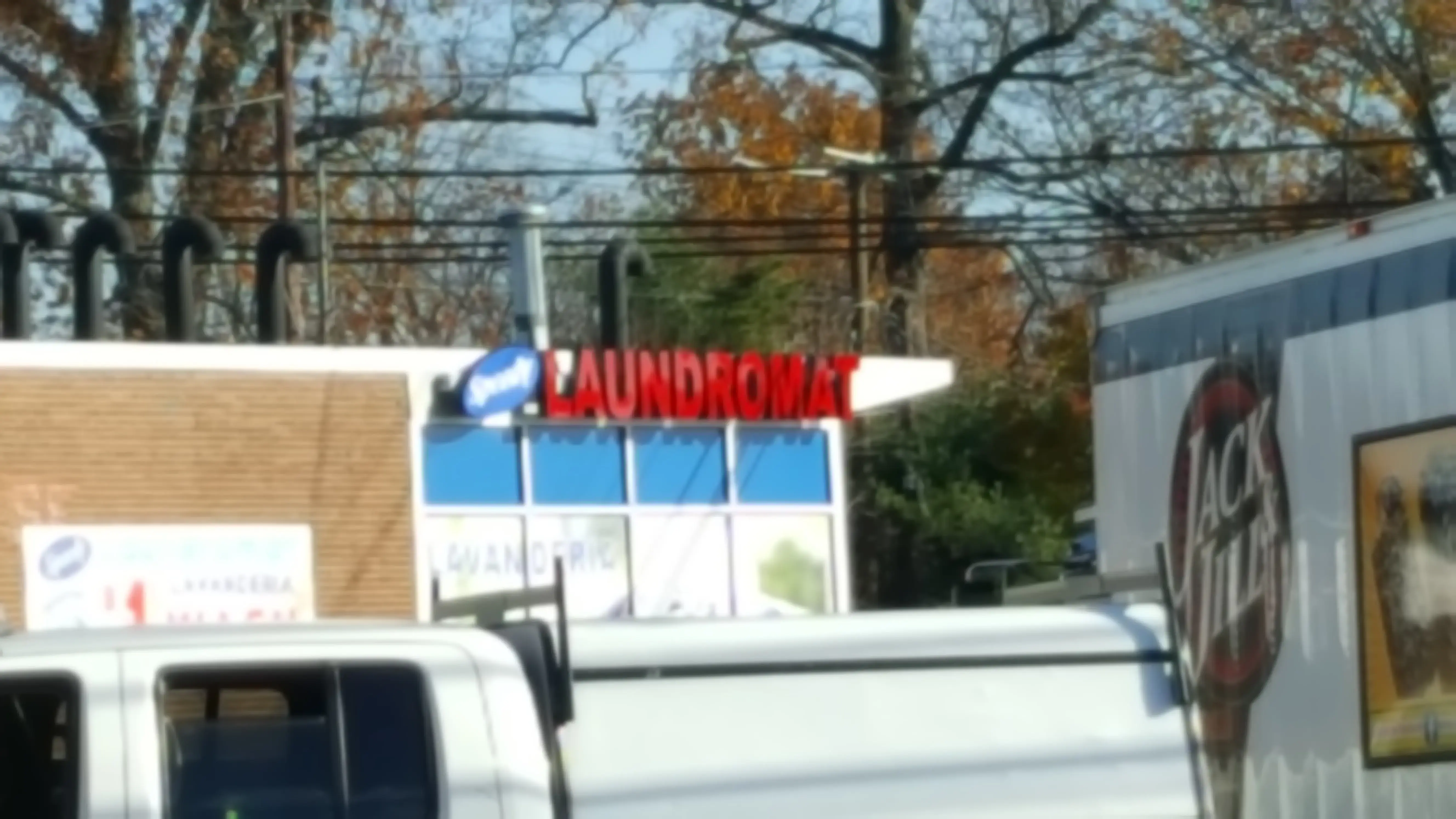 Speedy Laundromat thumbnail 9
