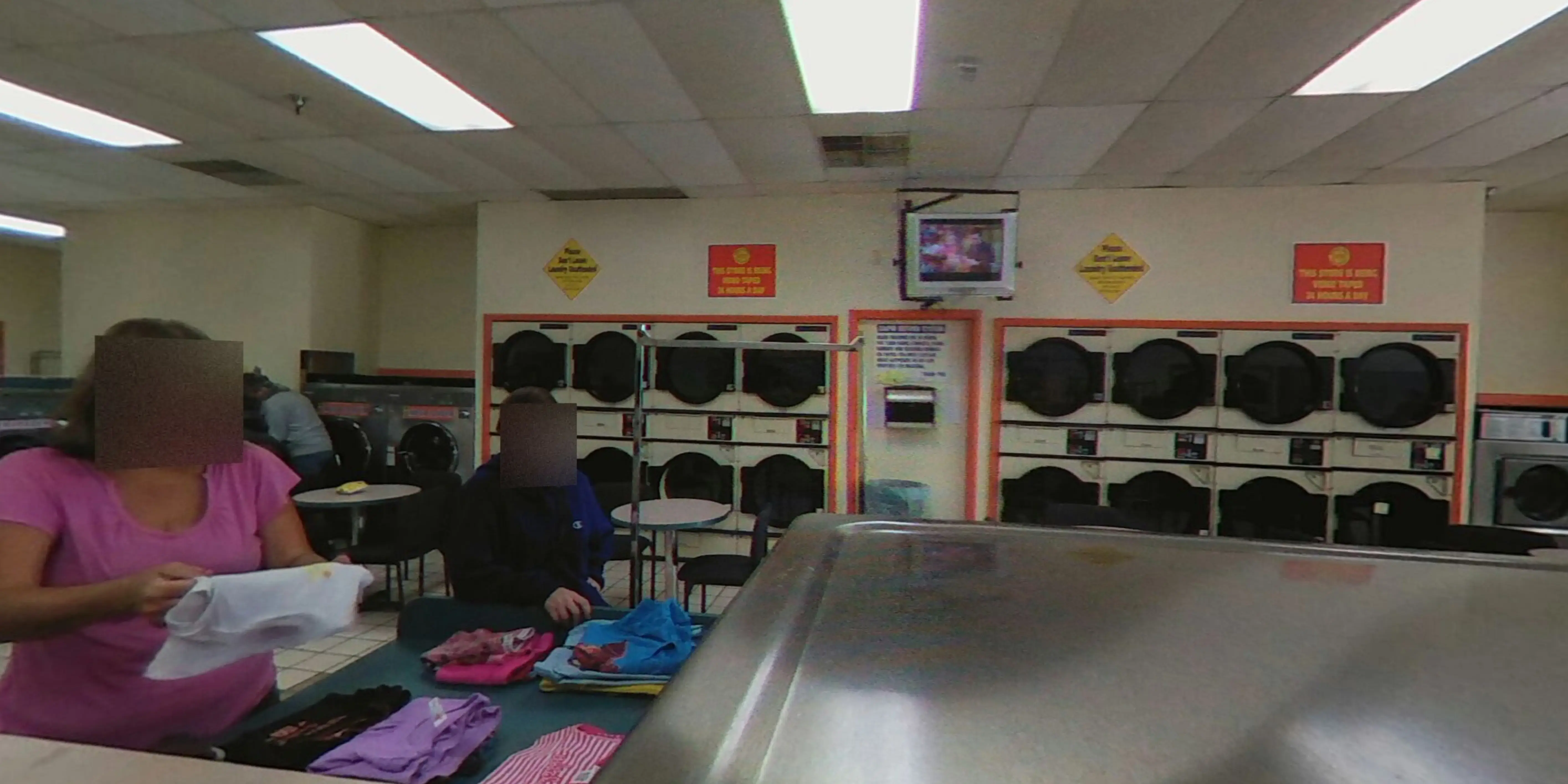 Speedy Wash Coin Laundry - Image 16