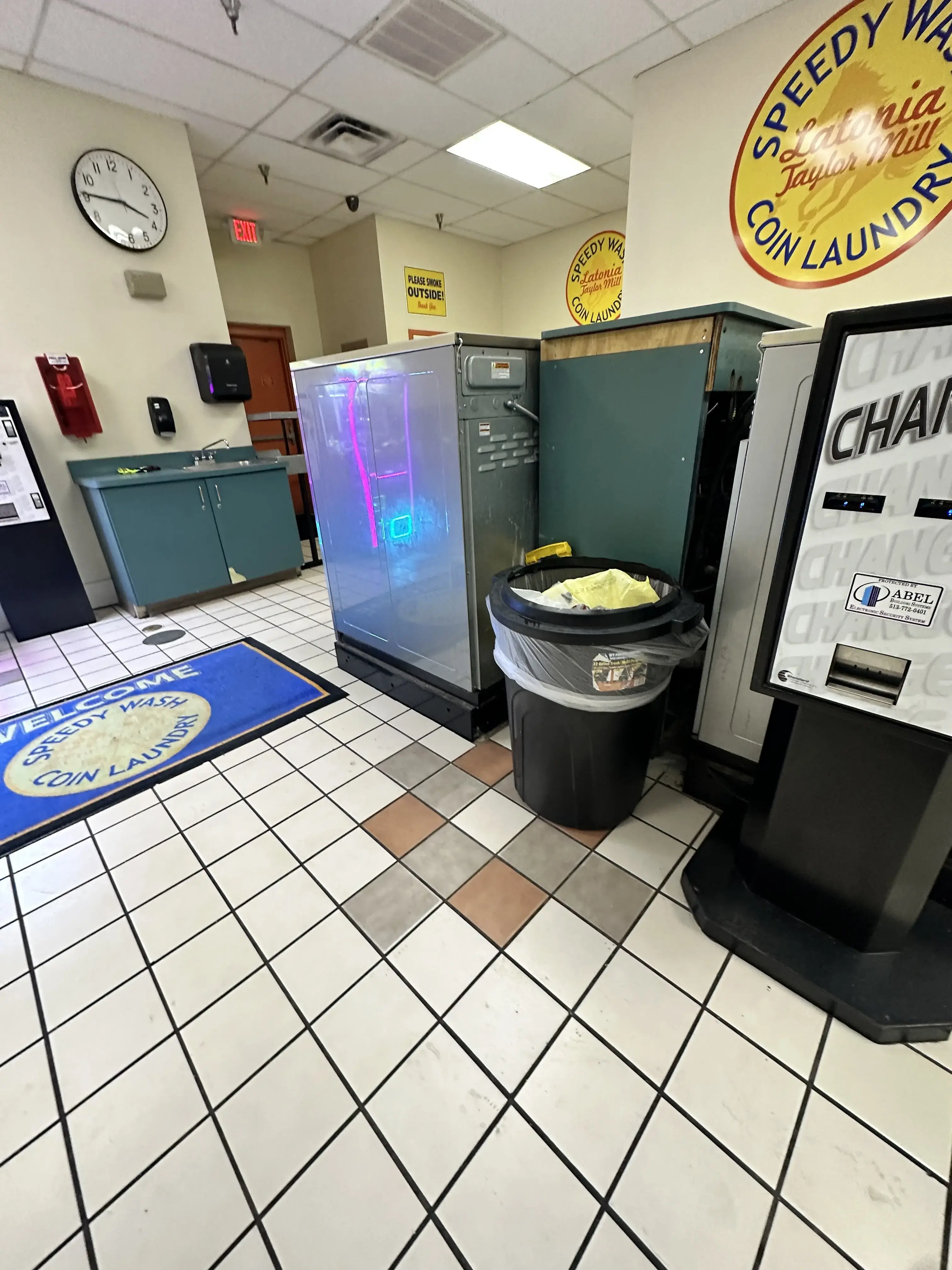 Speedy Wash Coin Laundry thumbnail 14