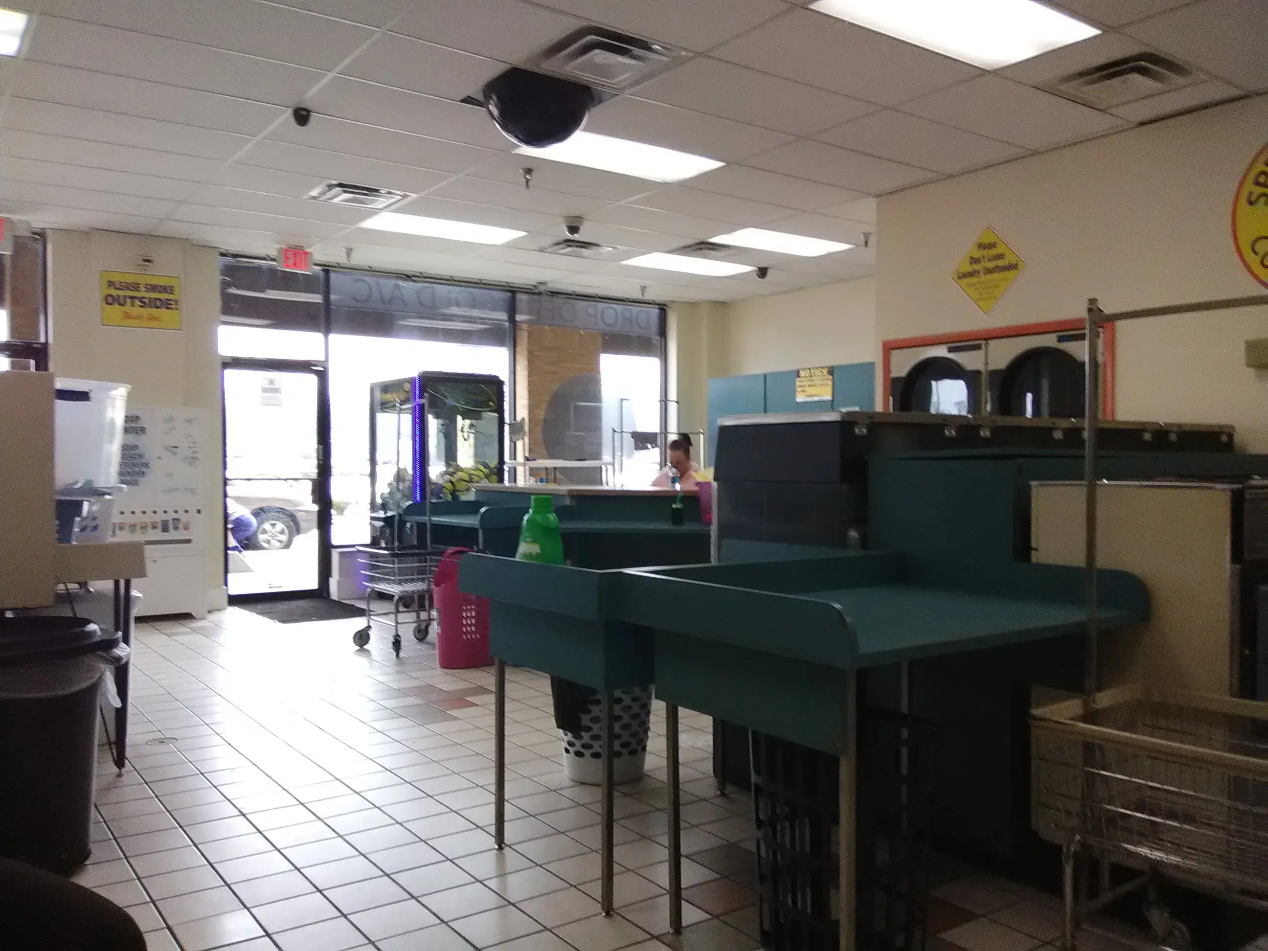 Speedy Wash Coin Laundry thumbnail 19