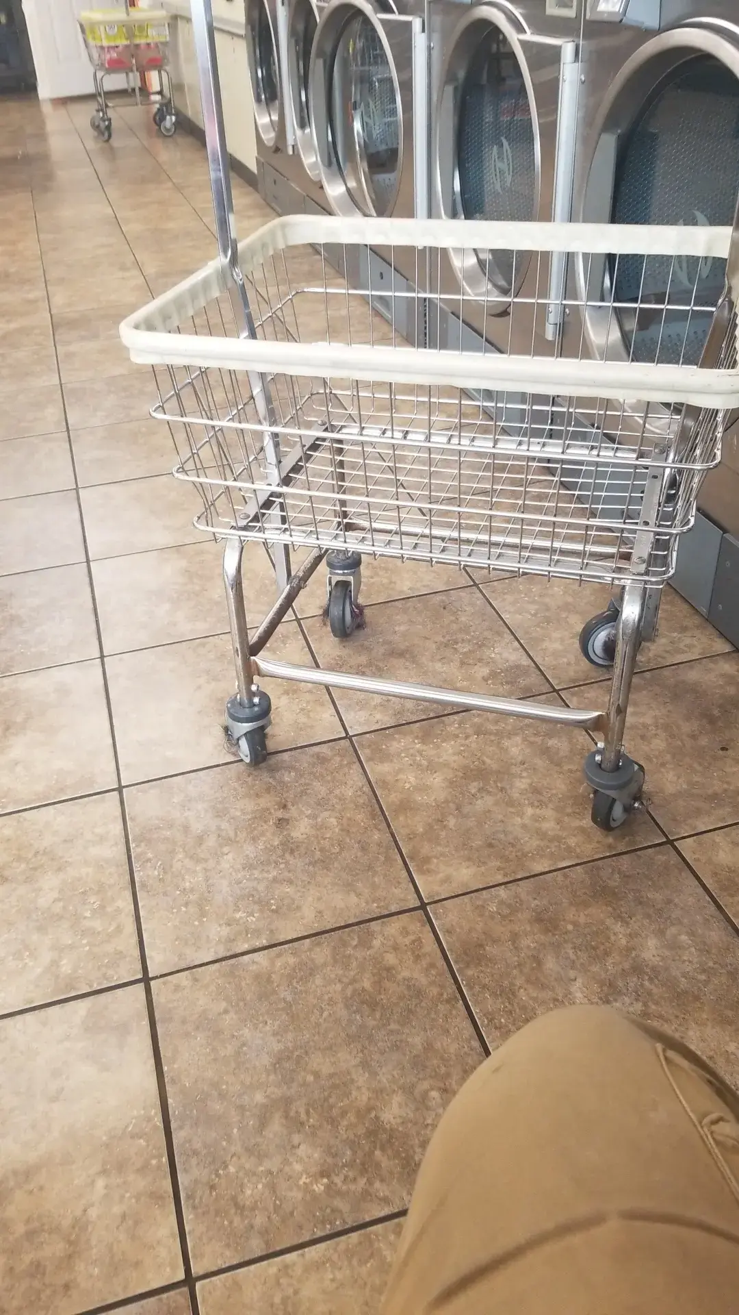 Speedy Wash Coin Laundry - Image 13