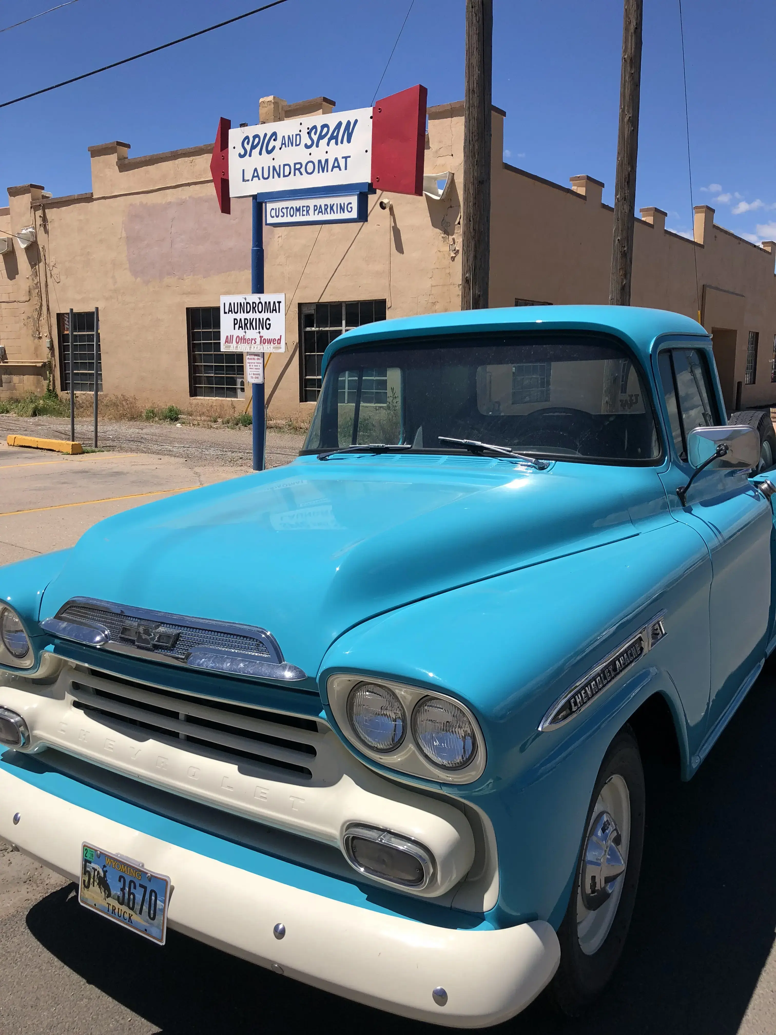 Spic and Span Laundromat - Image 15