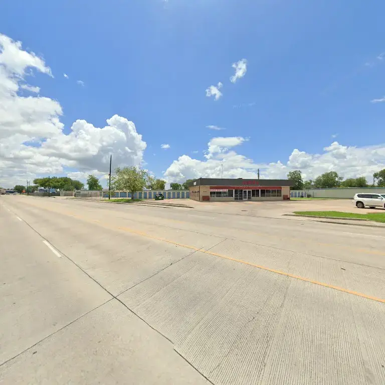 Spiffy's Laundry - Image 8