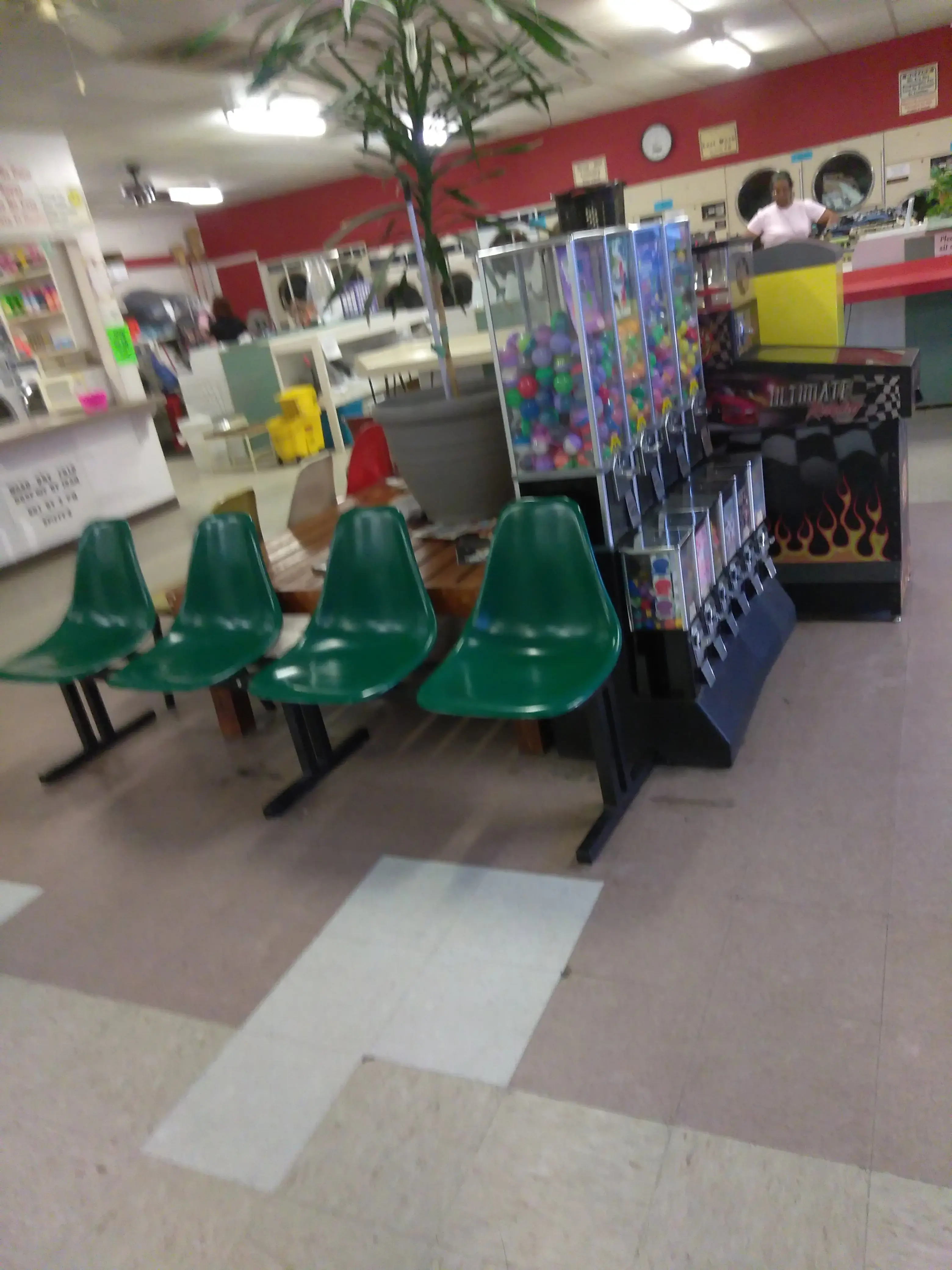 Spiffy's Laundry thumbnail 2