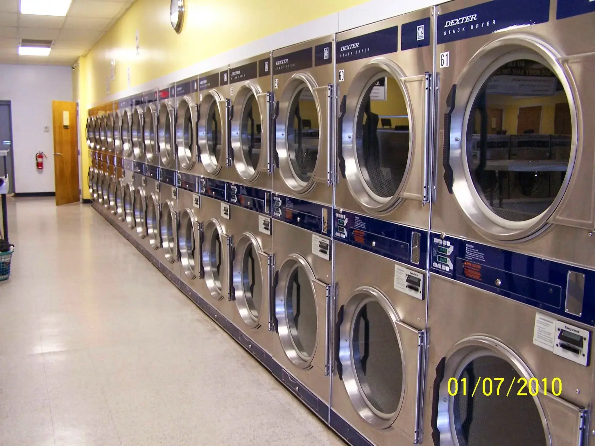 Spin Brite Laundry & Tanning - Image 11