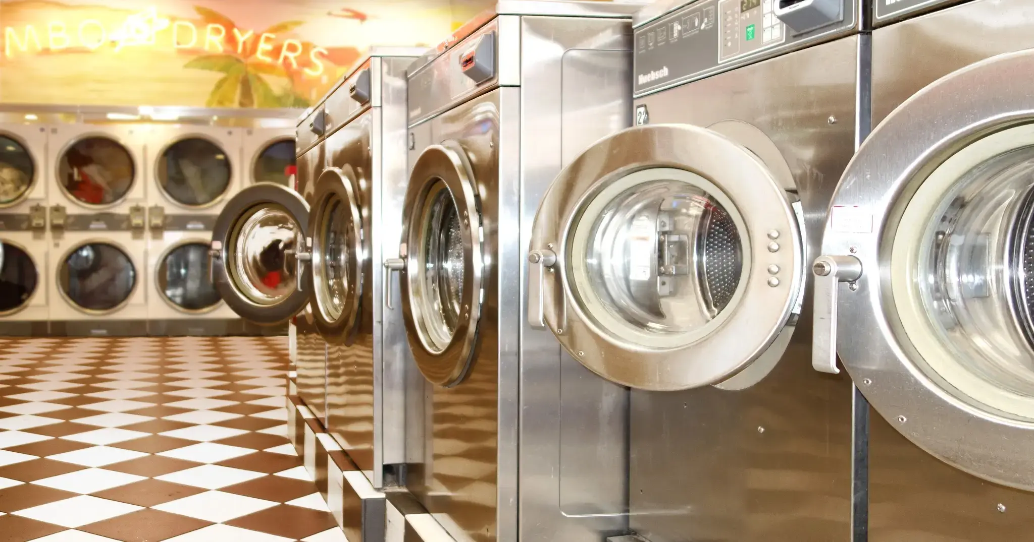 Spin Central Laundromat thumbnail 1