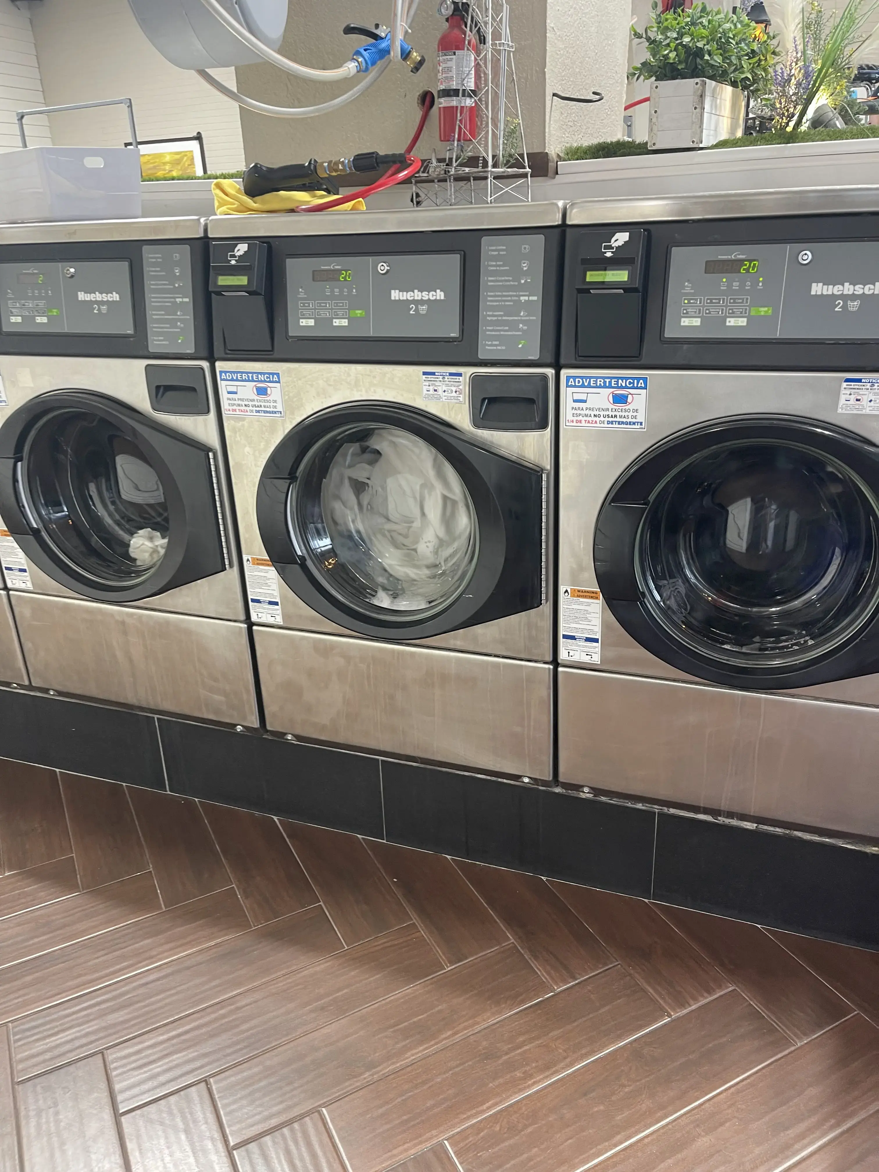 Spin Ciclo Washateria - Image 19