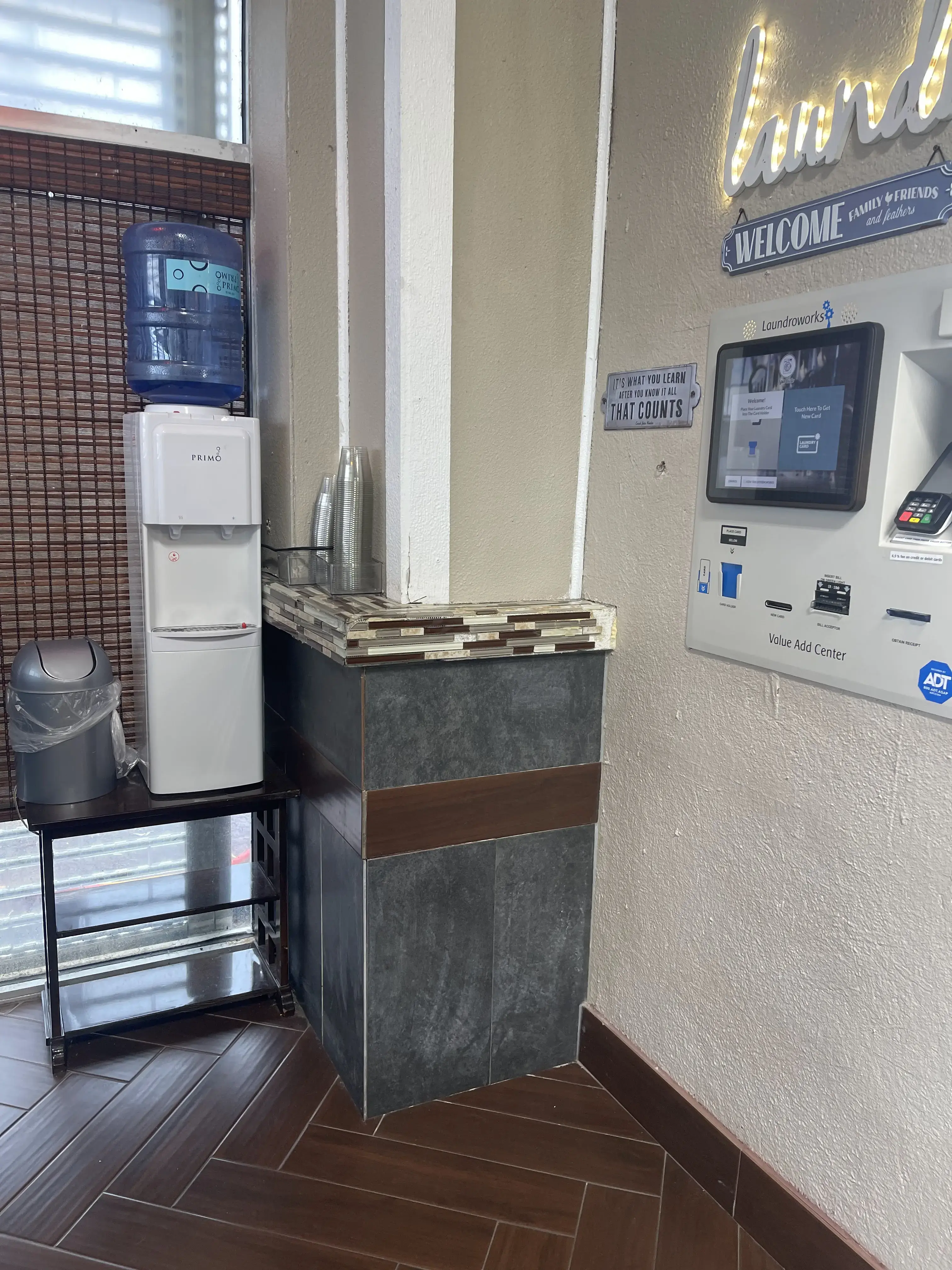 Spin Ciclo Washateria - Image 17