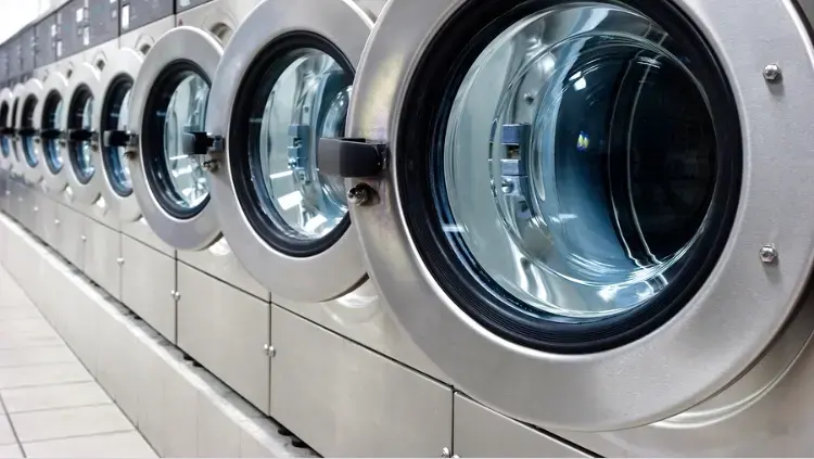 Spin City Coin Laundromat and Dry Cleaning thumbnail 2