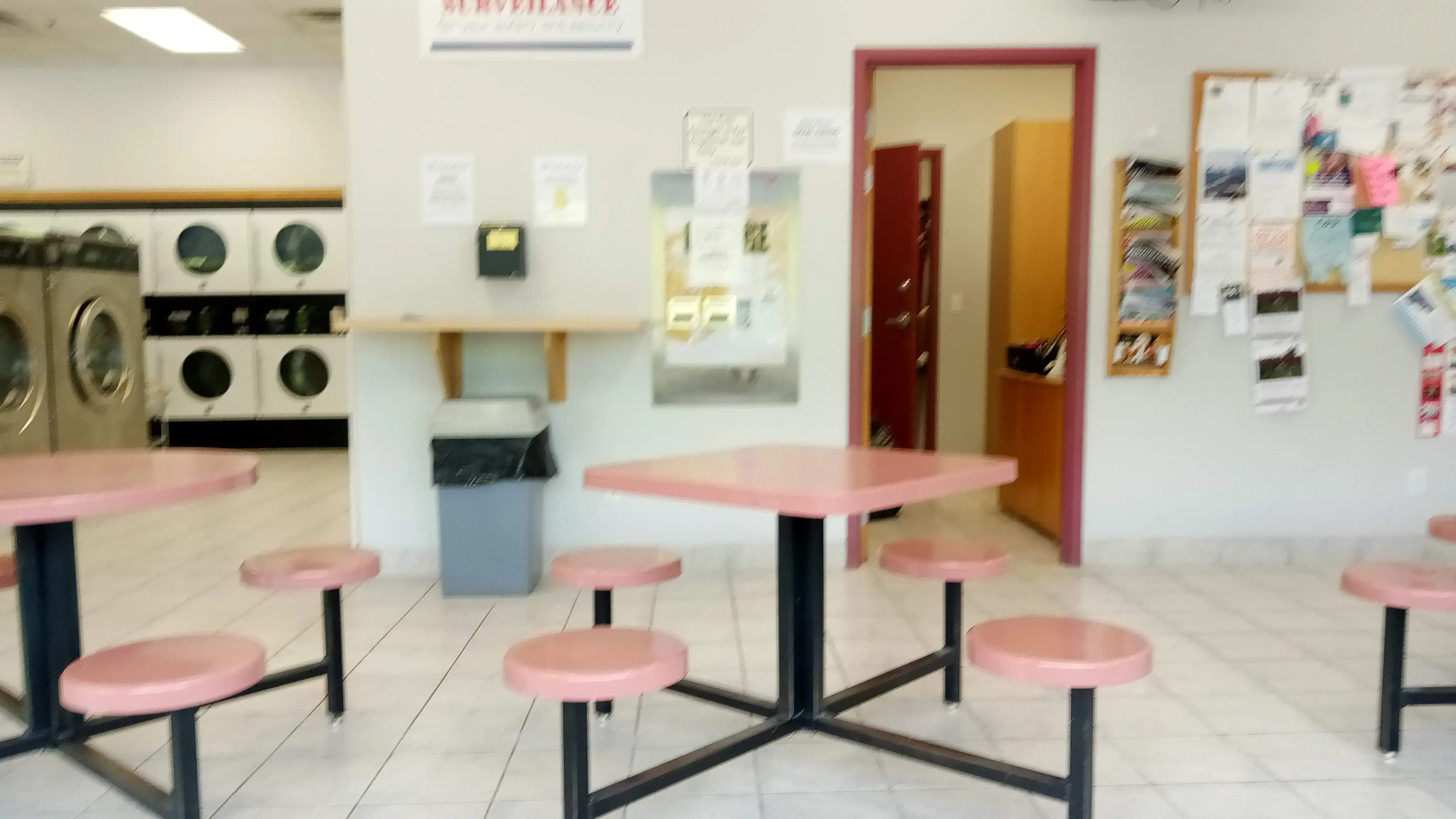 Spin City Coin Laundromat - Image 8