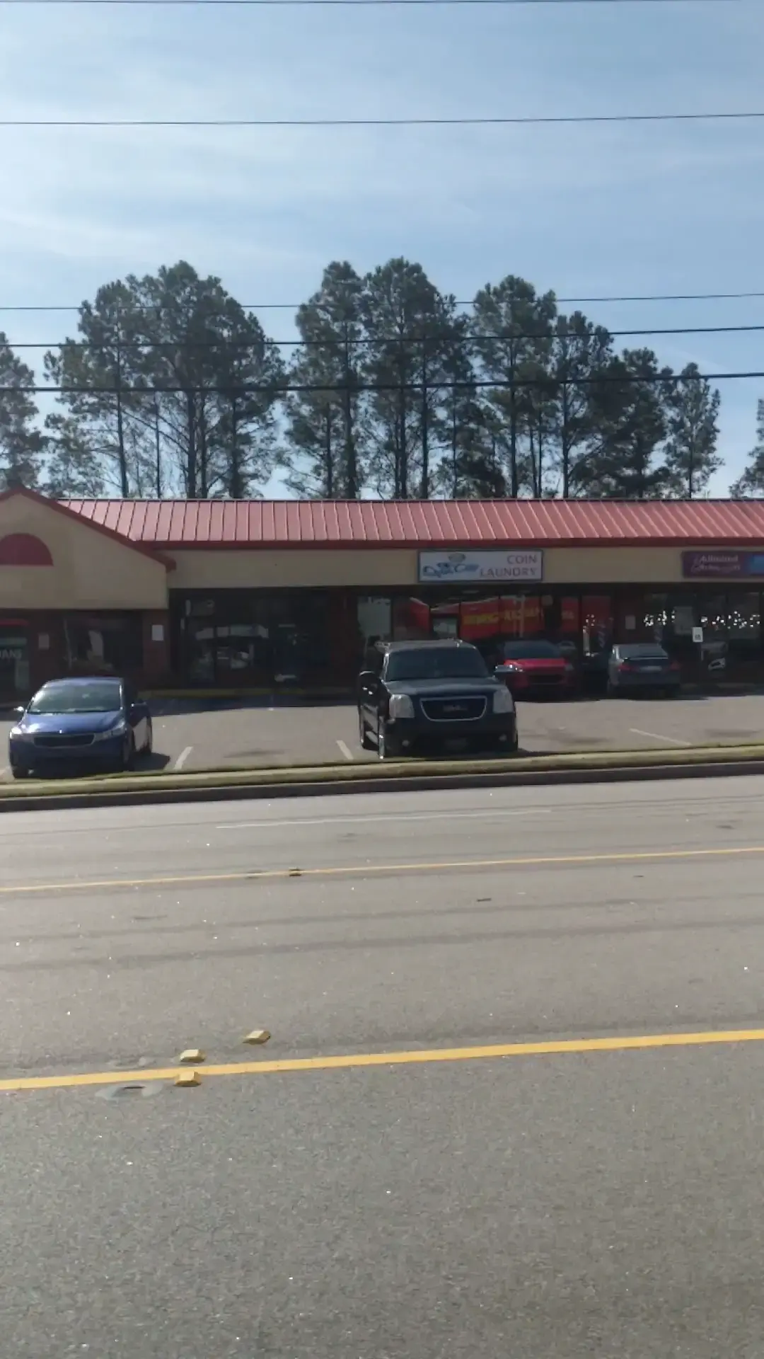 Spin City Coin Laundry thumbnail 8