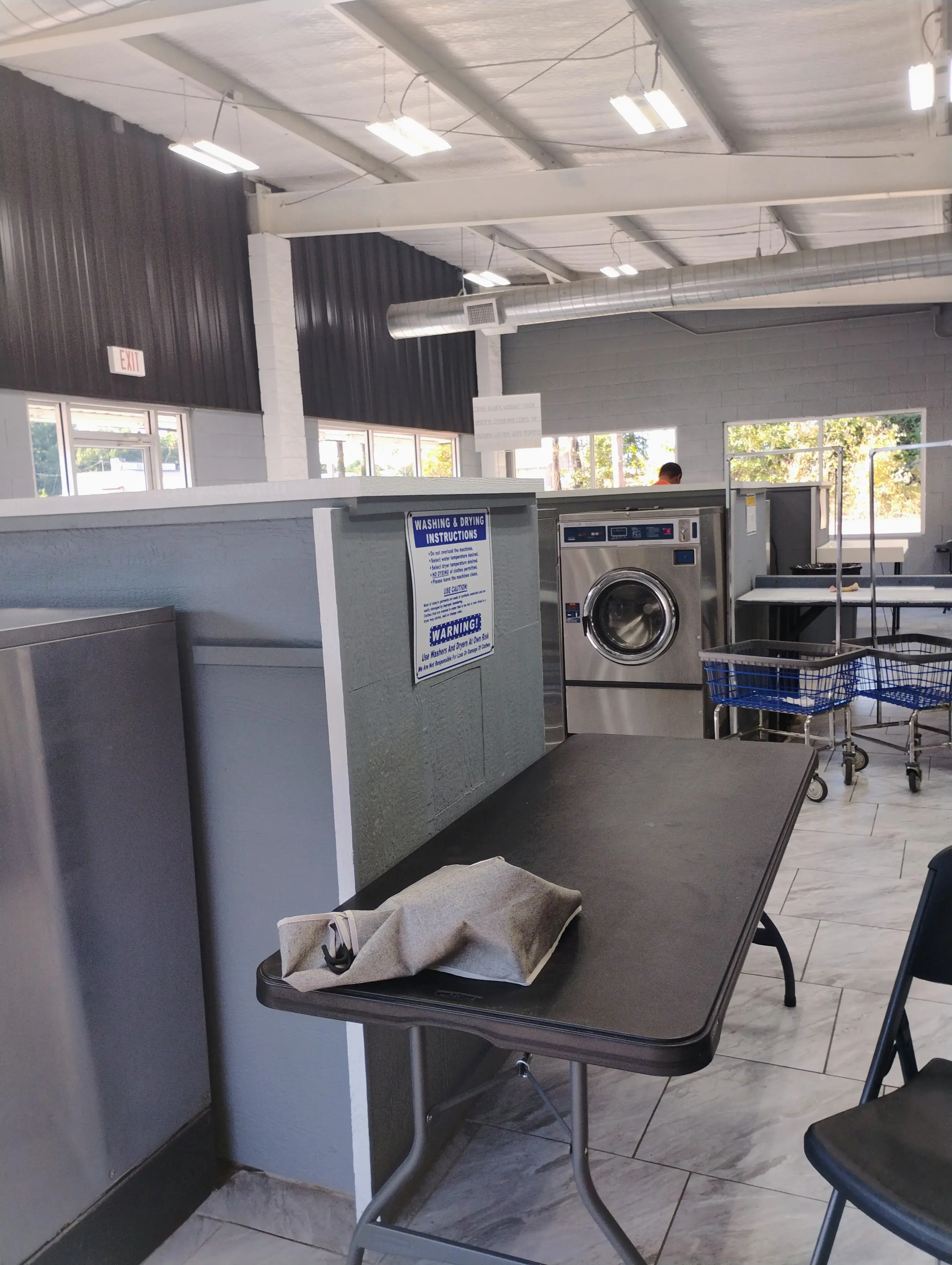 Spin City Coin Laundry thumbnail 4