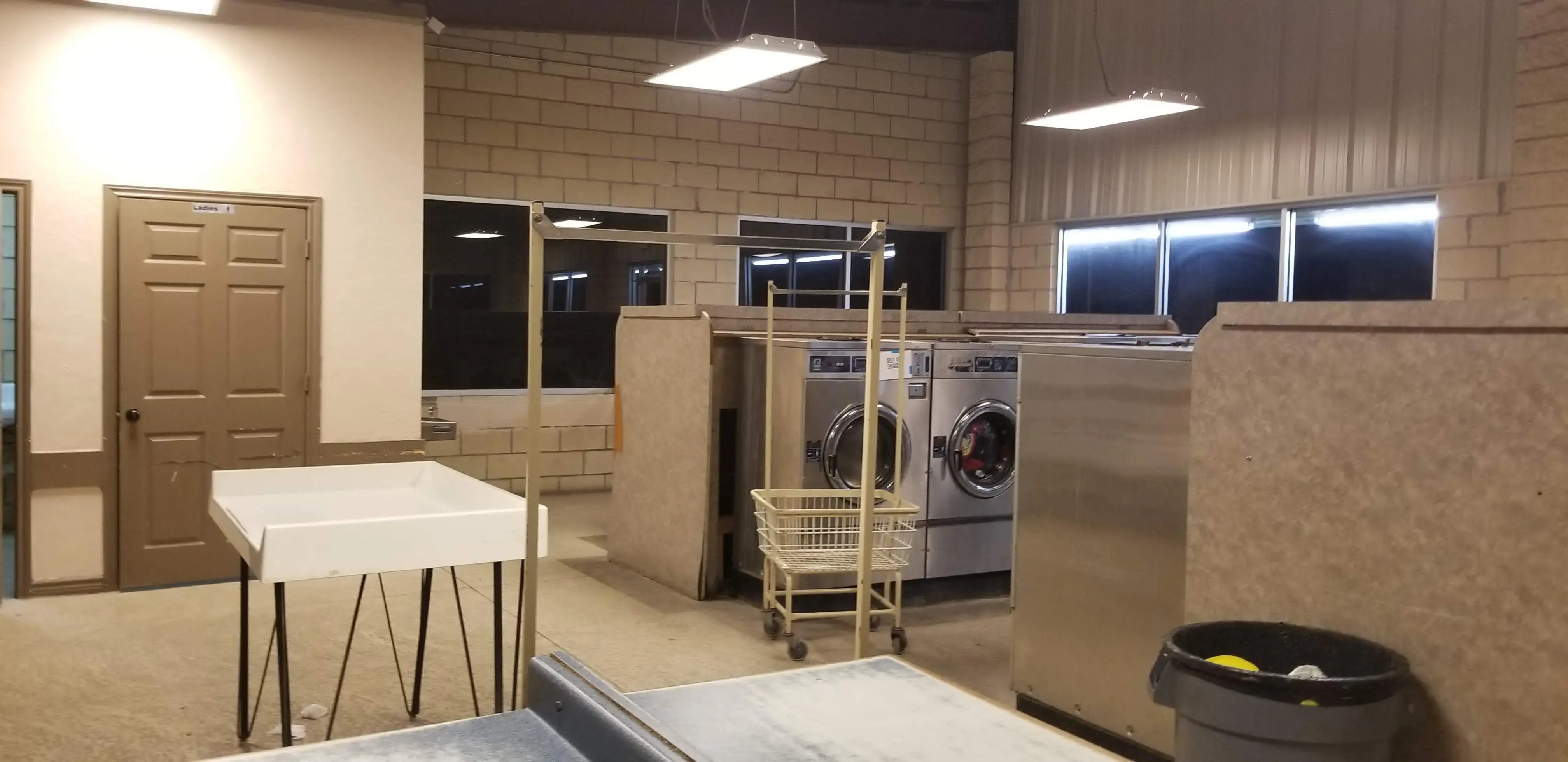 Spin City Coin Laundry thumbnail 5