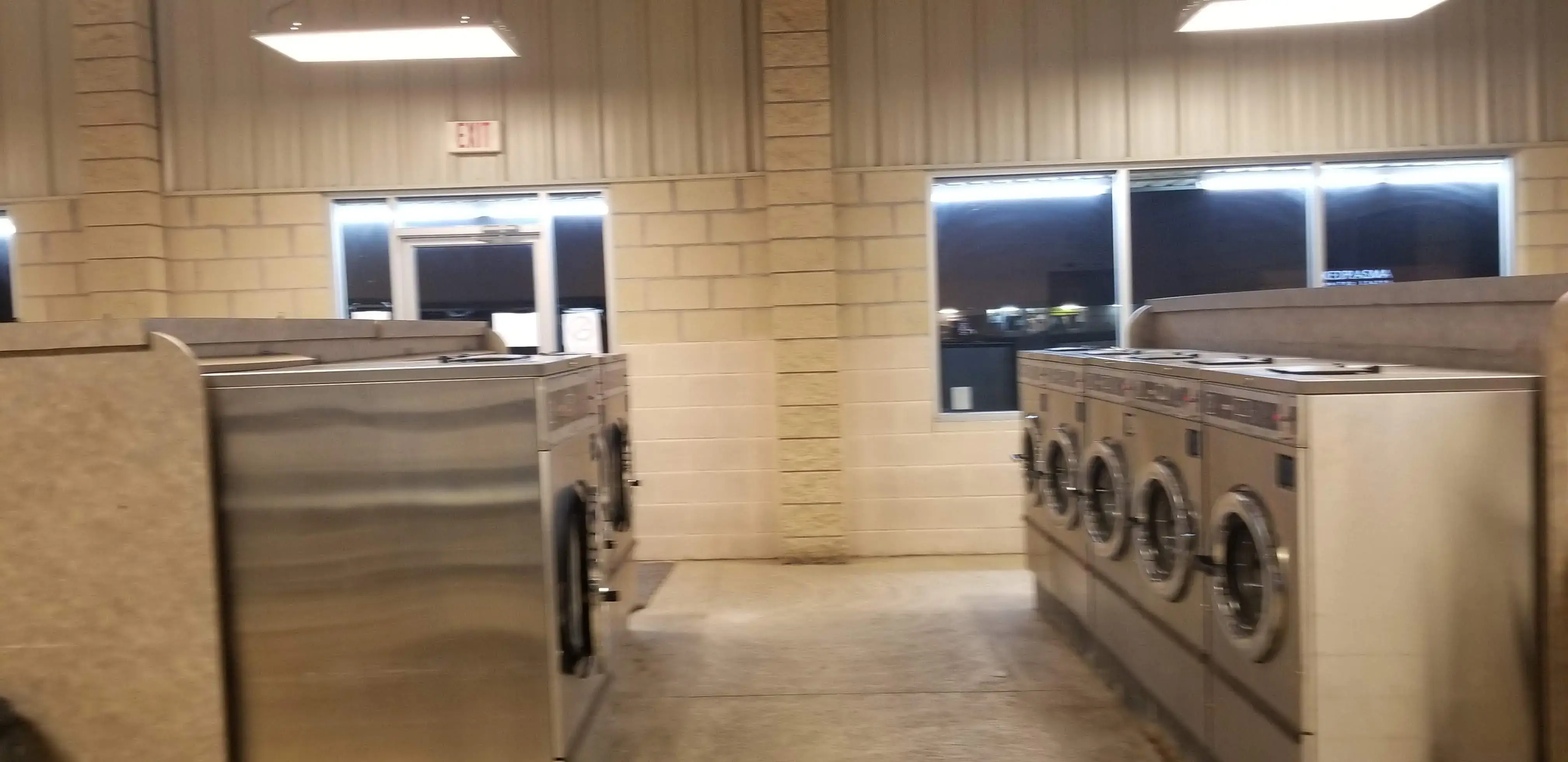 Spin City Coin Laundry thumbnail 6