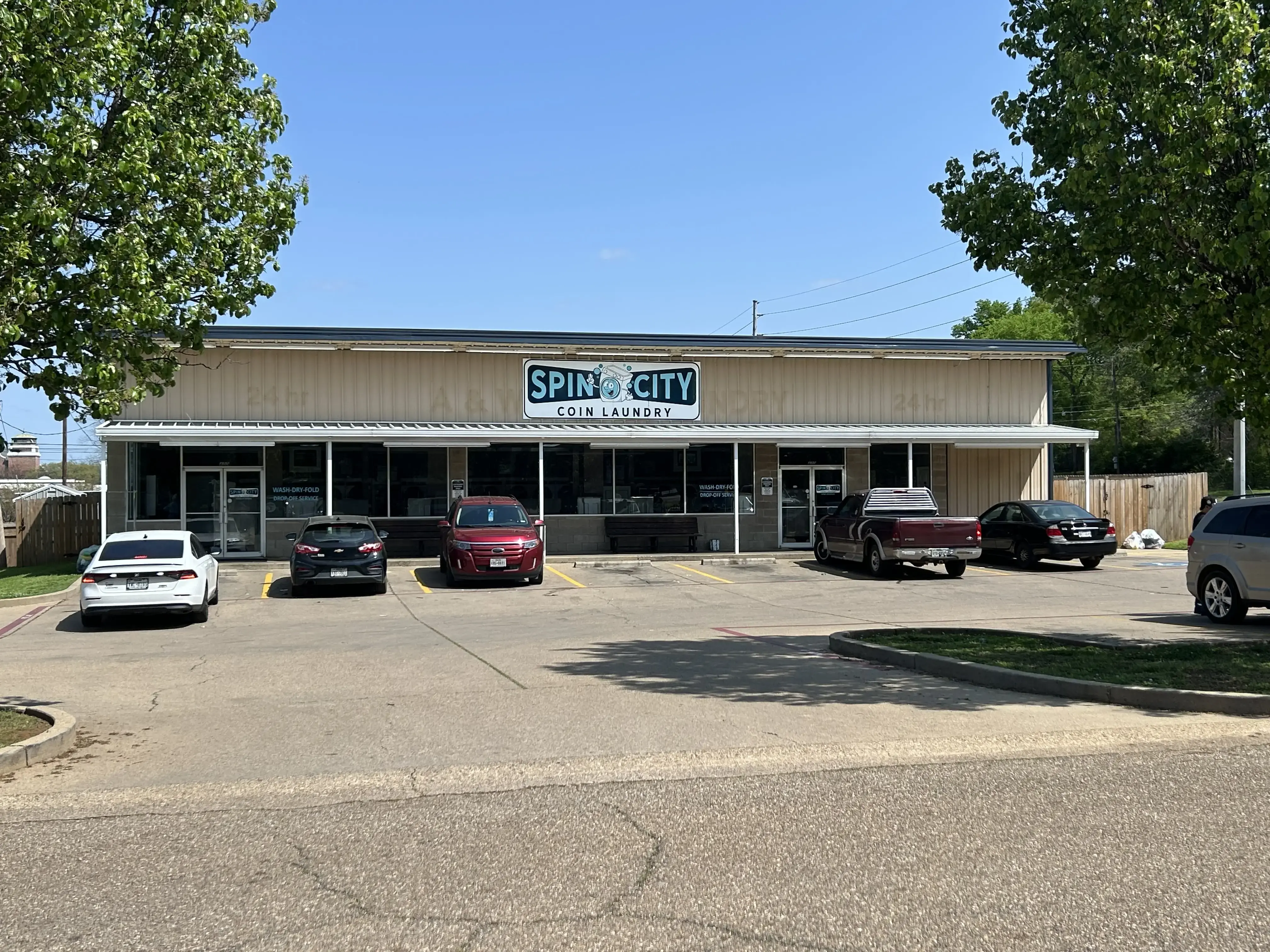 Spin City Coin Laundry thumbnail 1