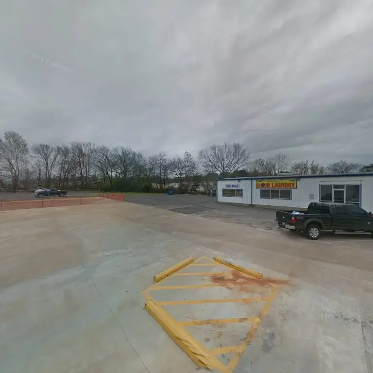 Spin City Coin Laundry - Image 14