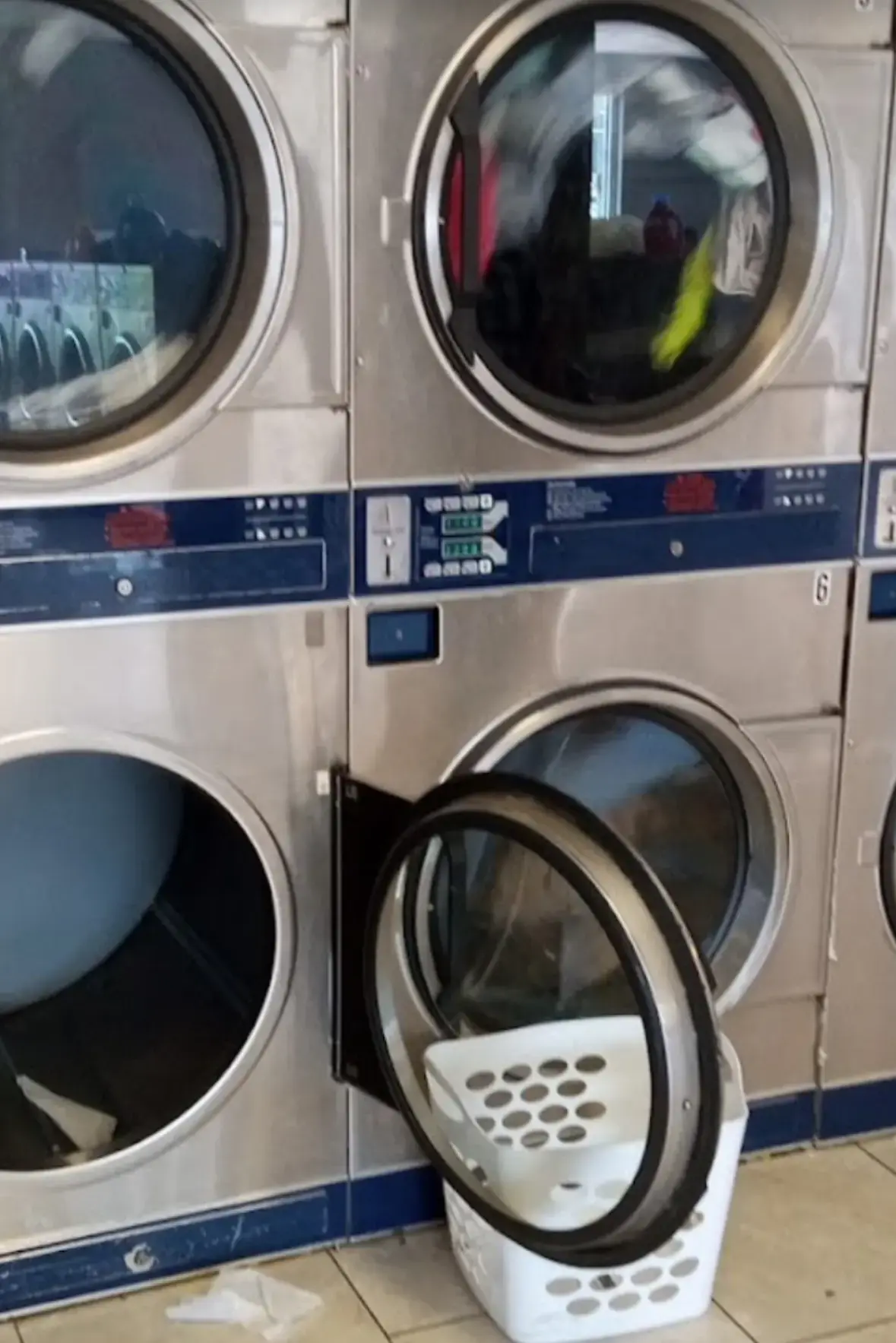 Spin City Coin Laundry thumbnail 4