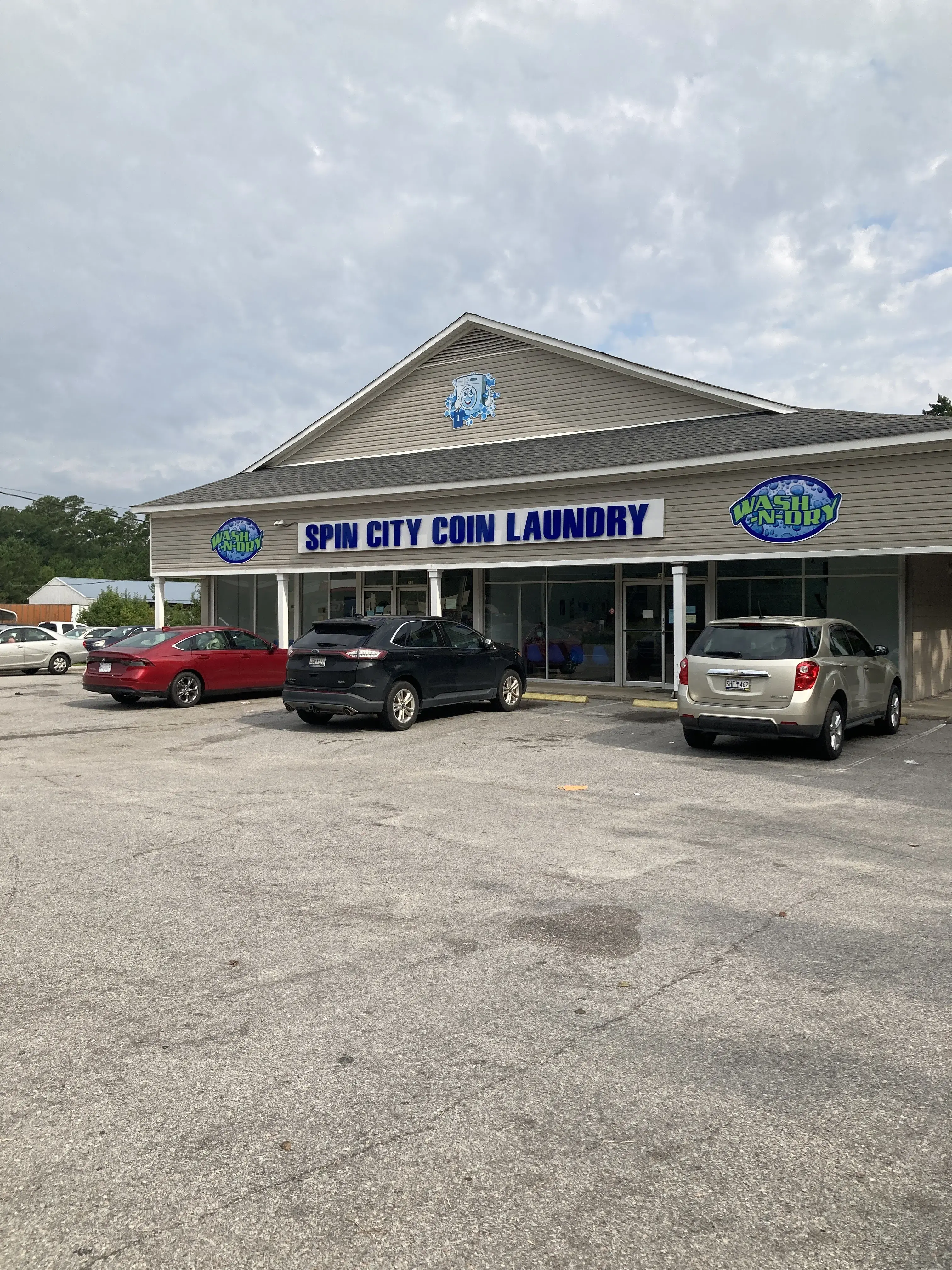 Spin City Coin Laundry of Camden thumbnail 3