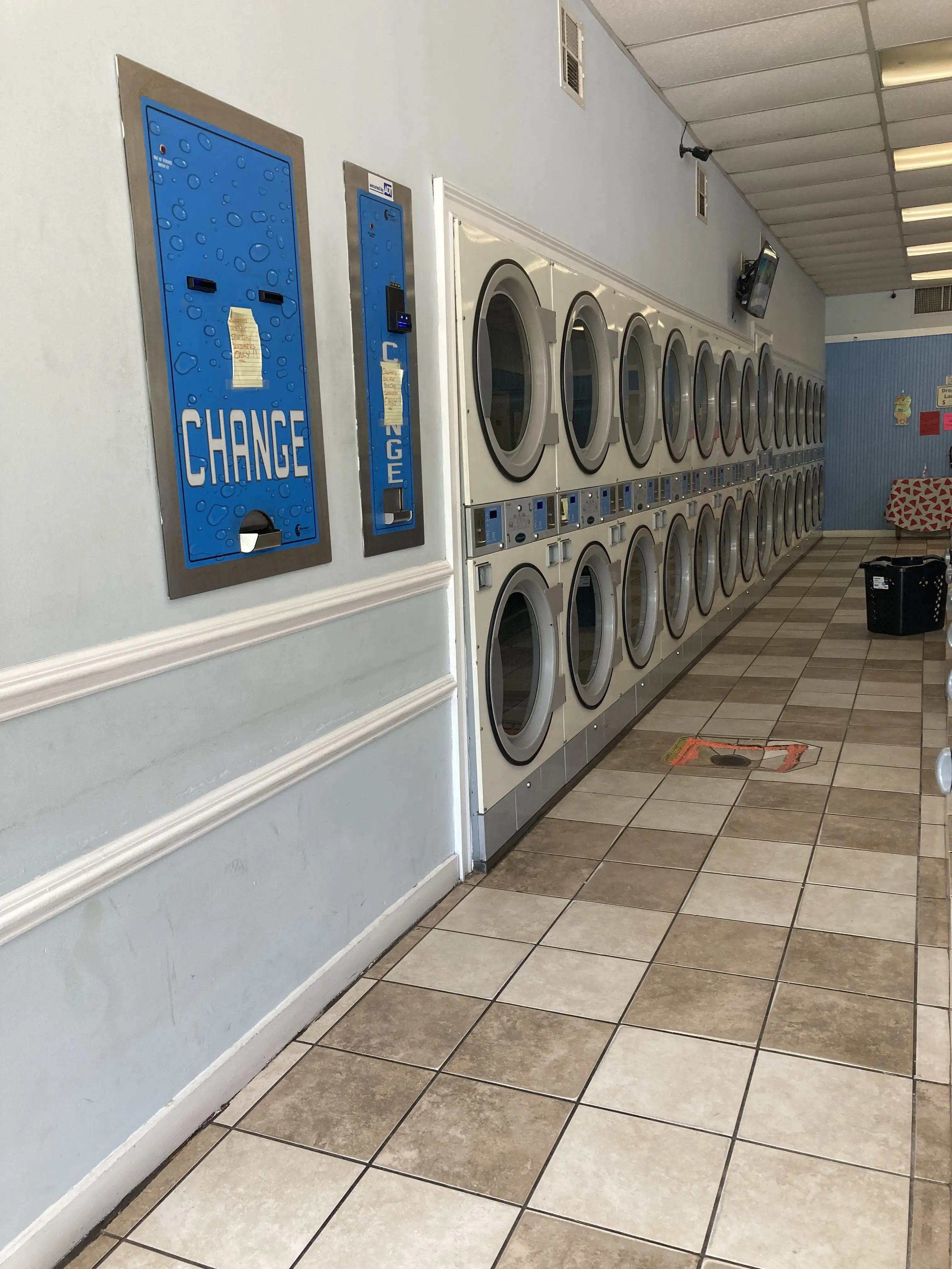 Spin City Coin Laundry of Camden thumbnail 19