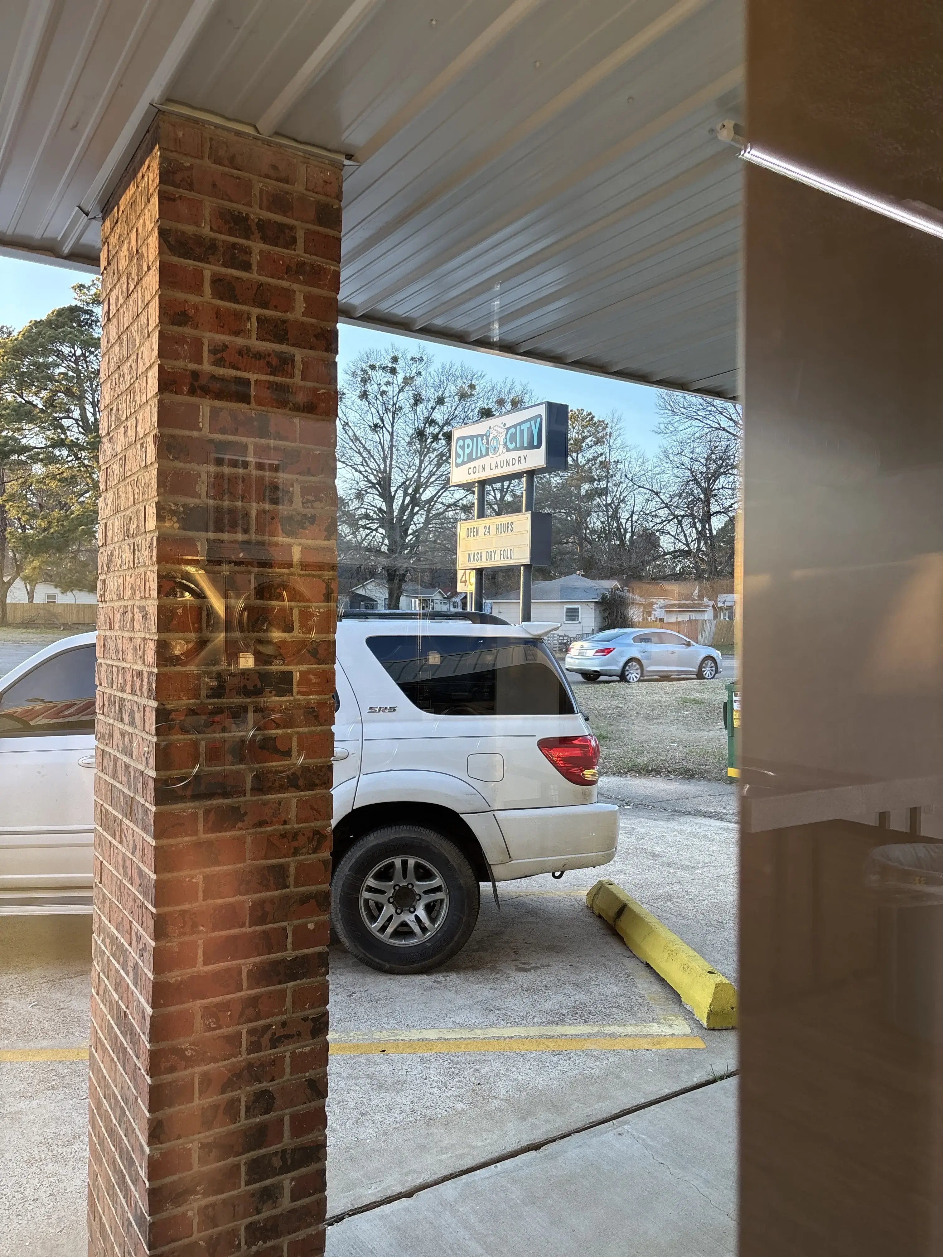 Spin City Coin Laundry - Image 8