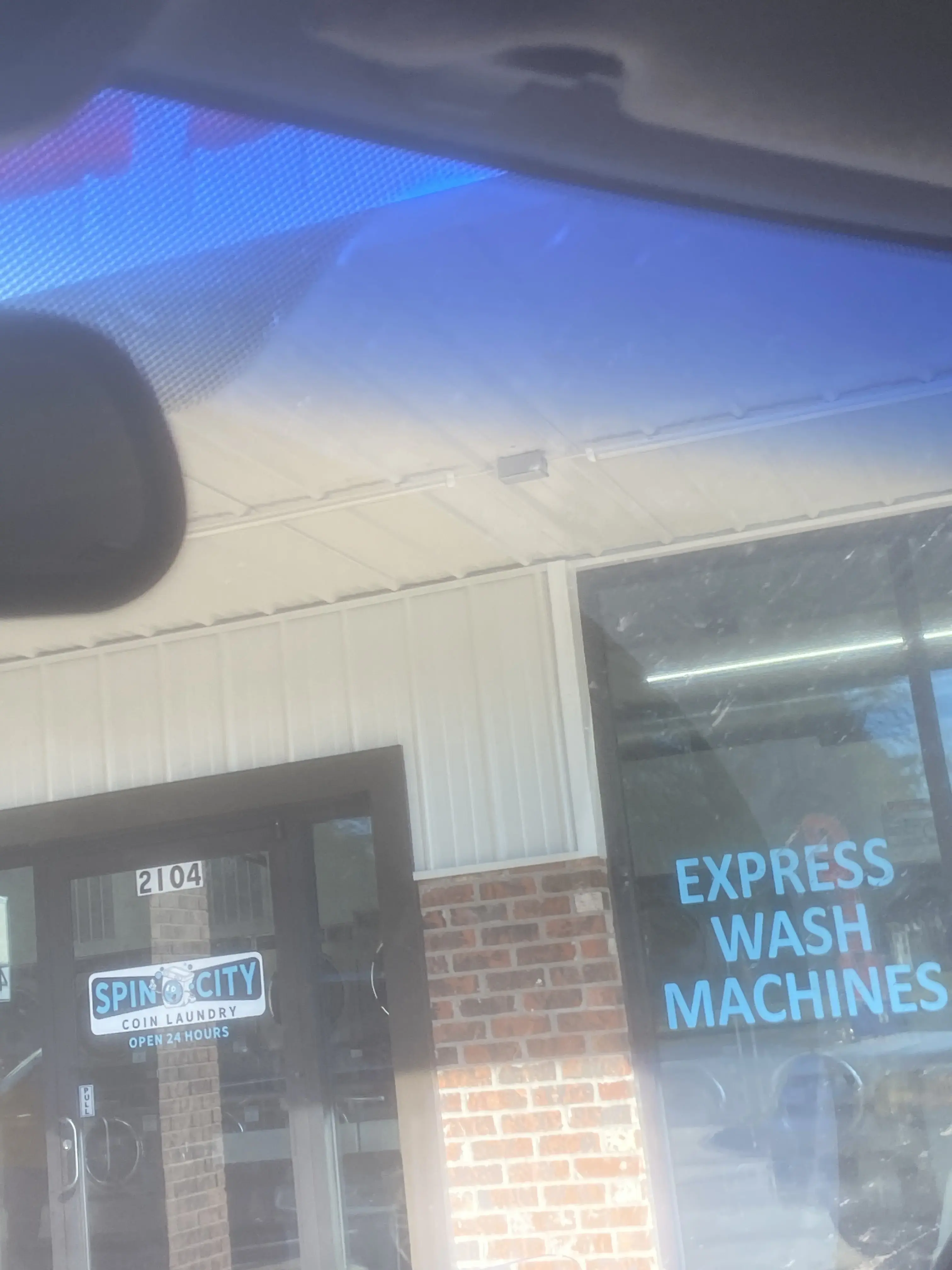 Spin City Coin Laundry - Image 17
