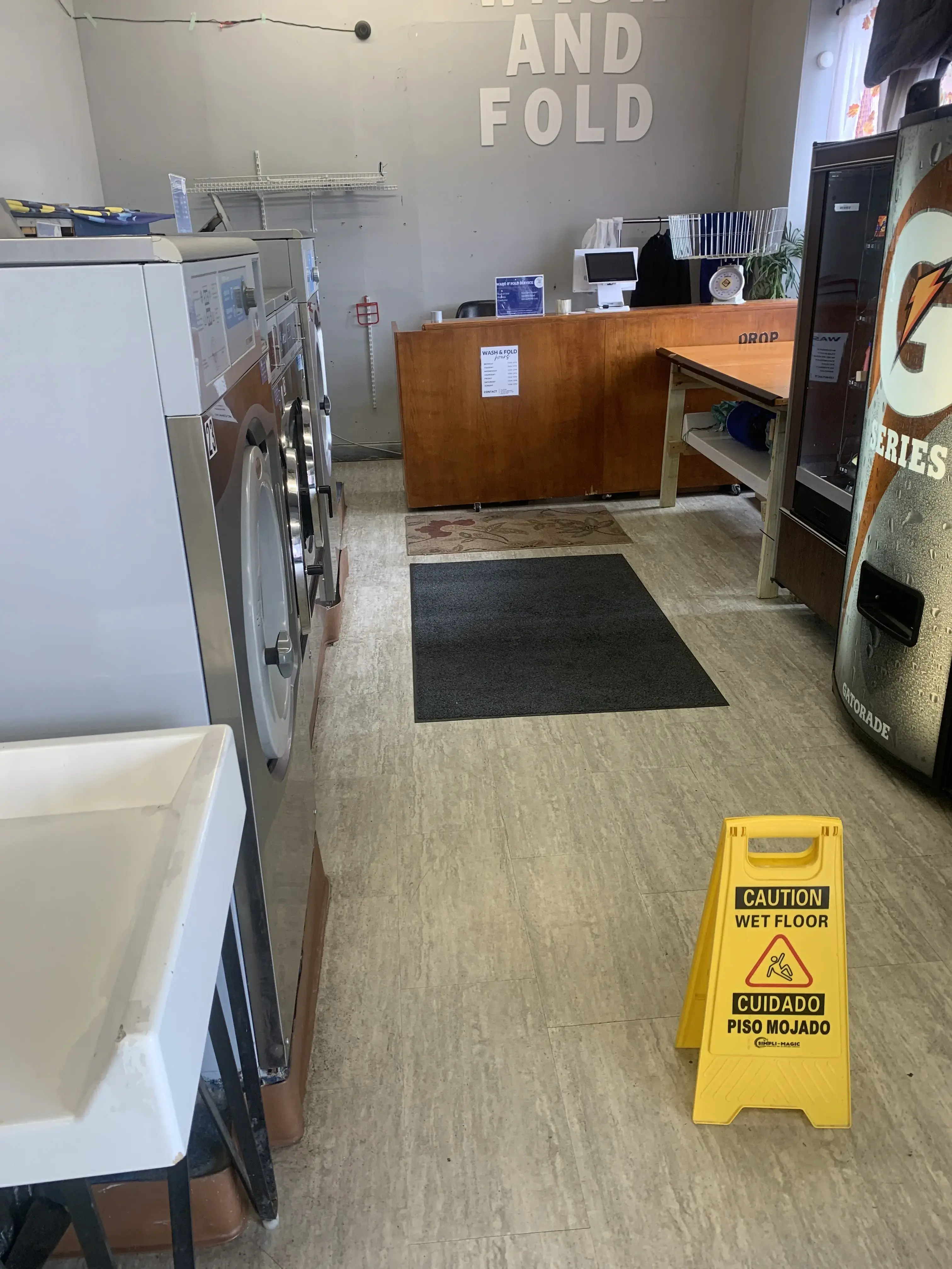 Spin City Laundromat thumbnail 10