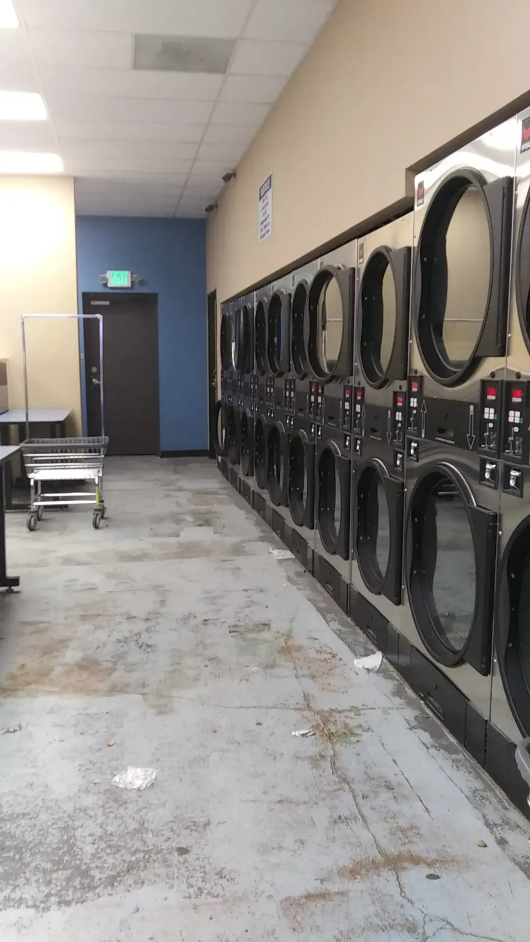 Spin City Laundromat - Image 9