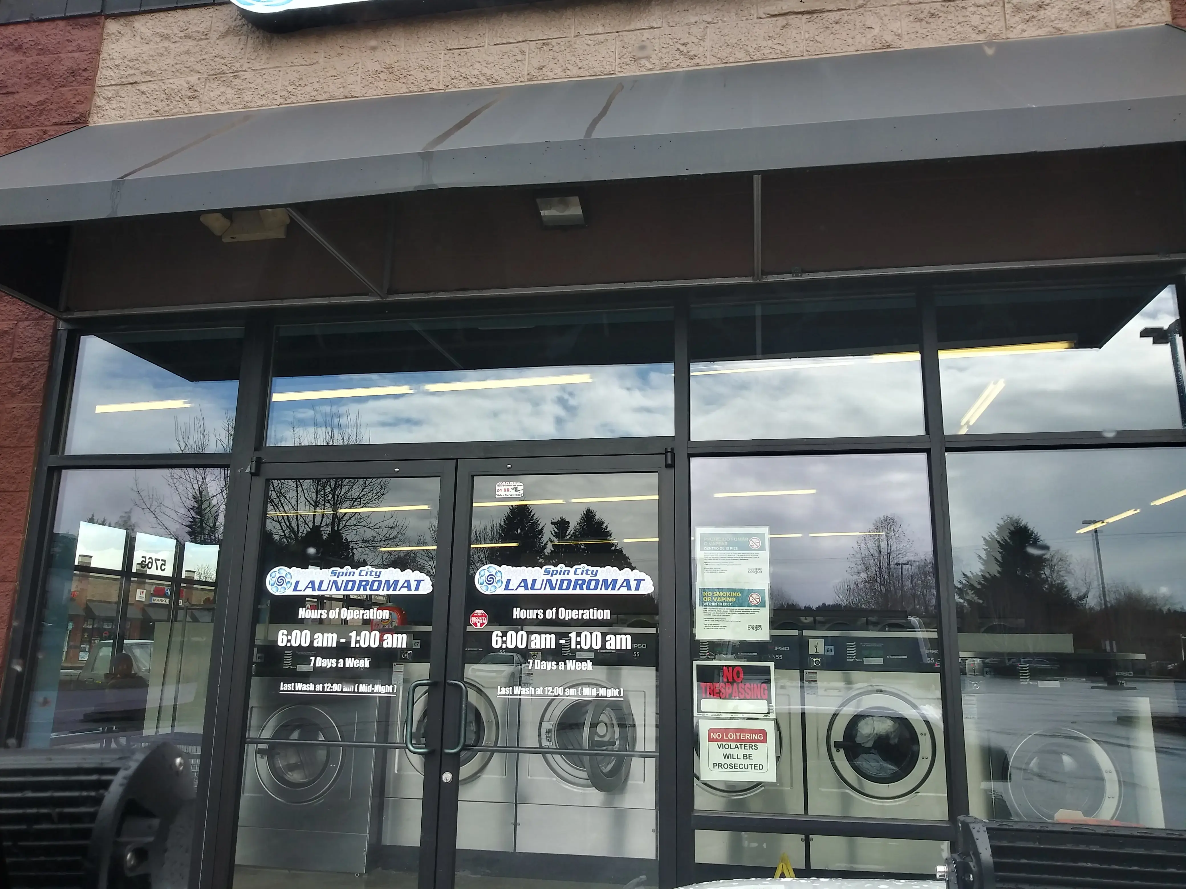 Spin City Laundromat - Image 10