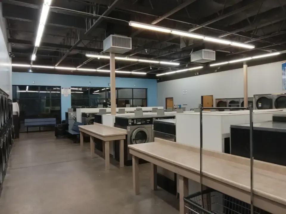 Spin City Laundromat - Image 1