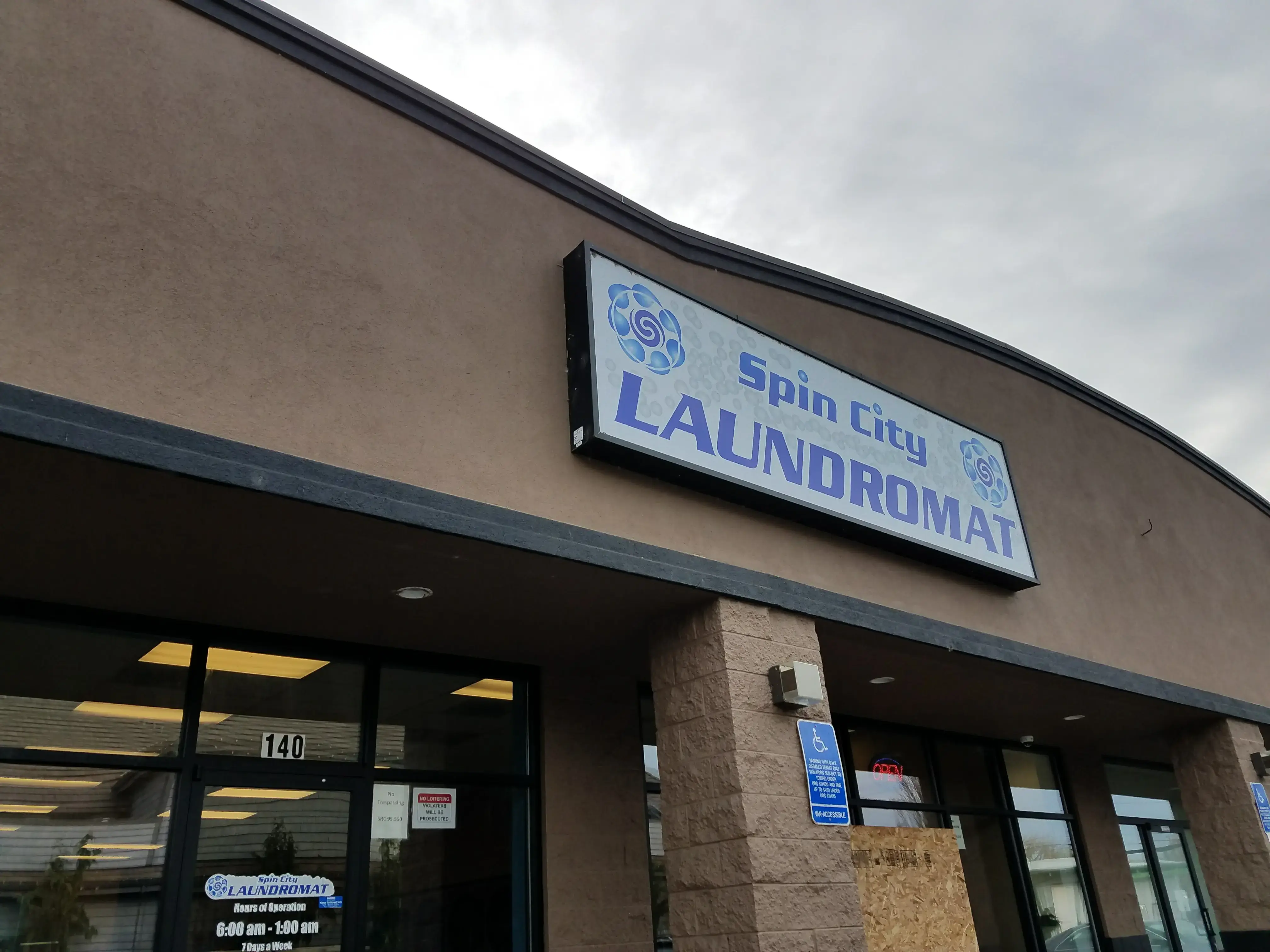 Spin City Laundromat thumbnail 6