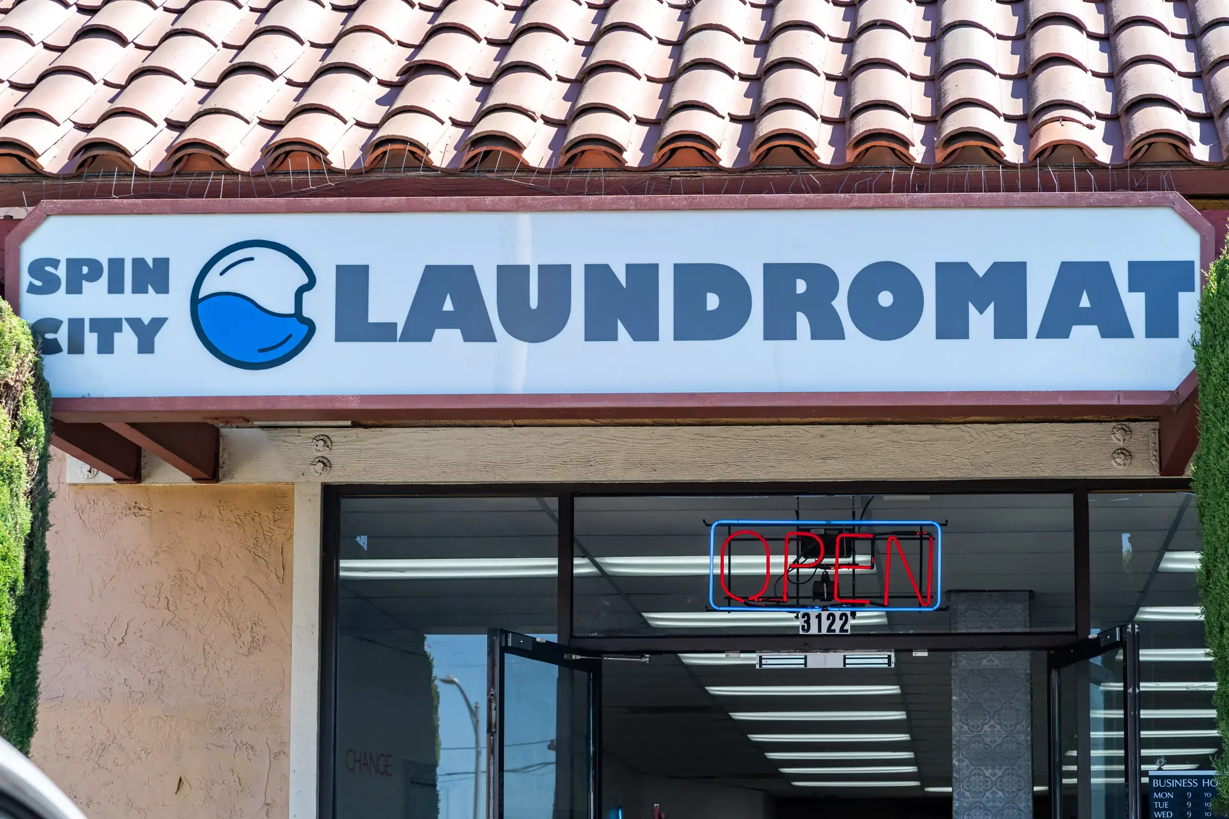 Spin City Laundromat thumbnail 4