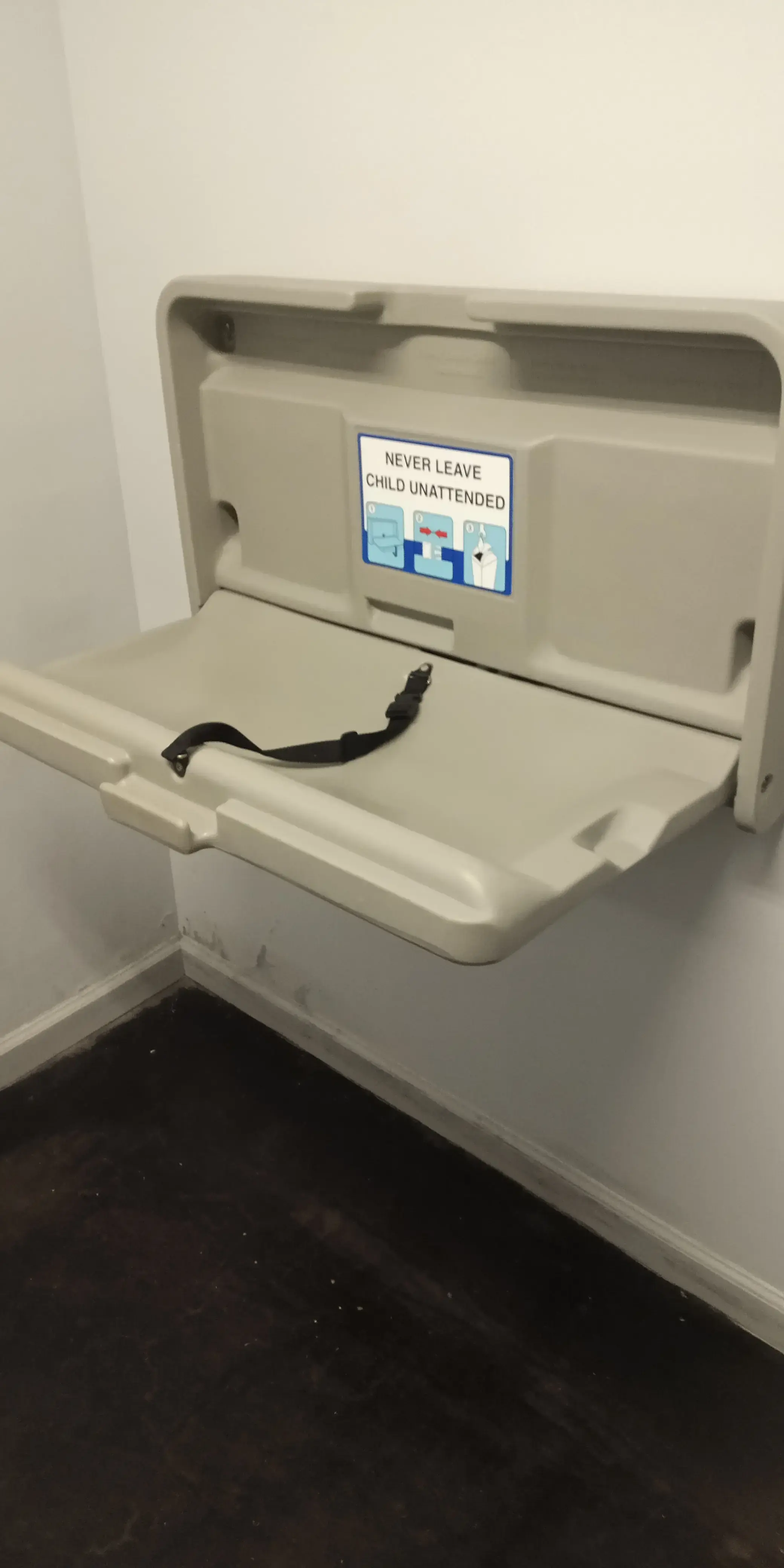 Spin City Laundromat thumbnail 6