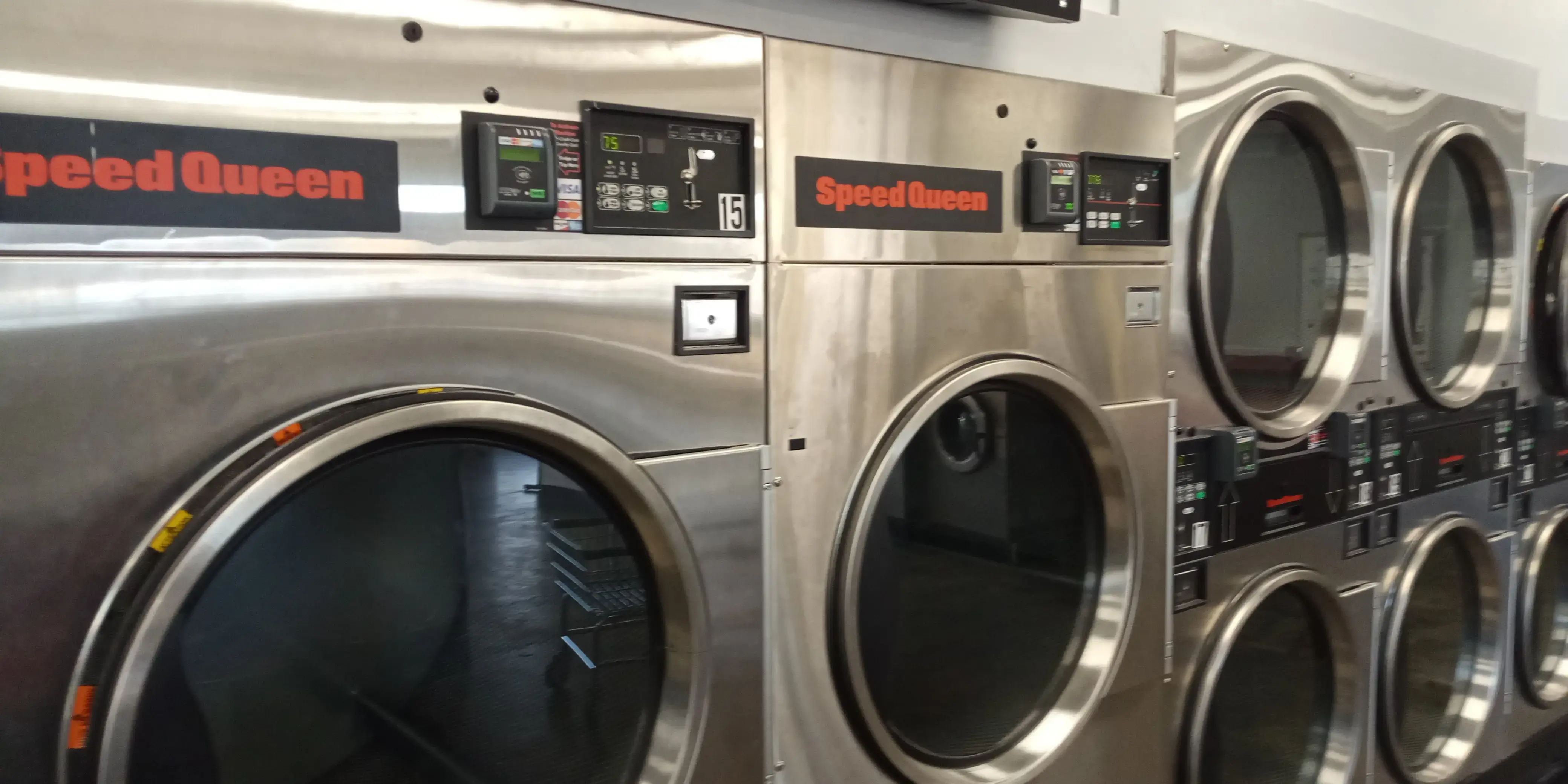 Spin City Laundromat - Image 1