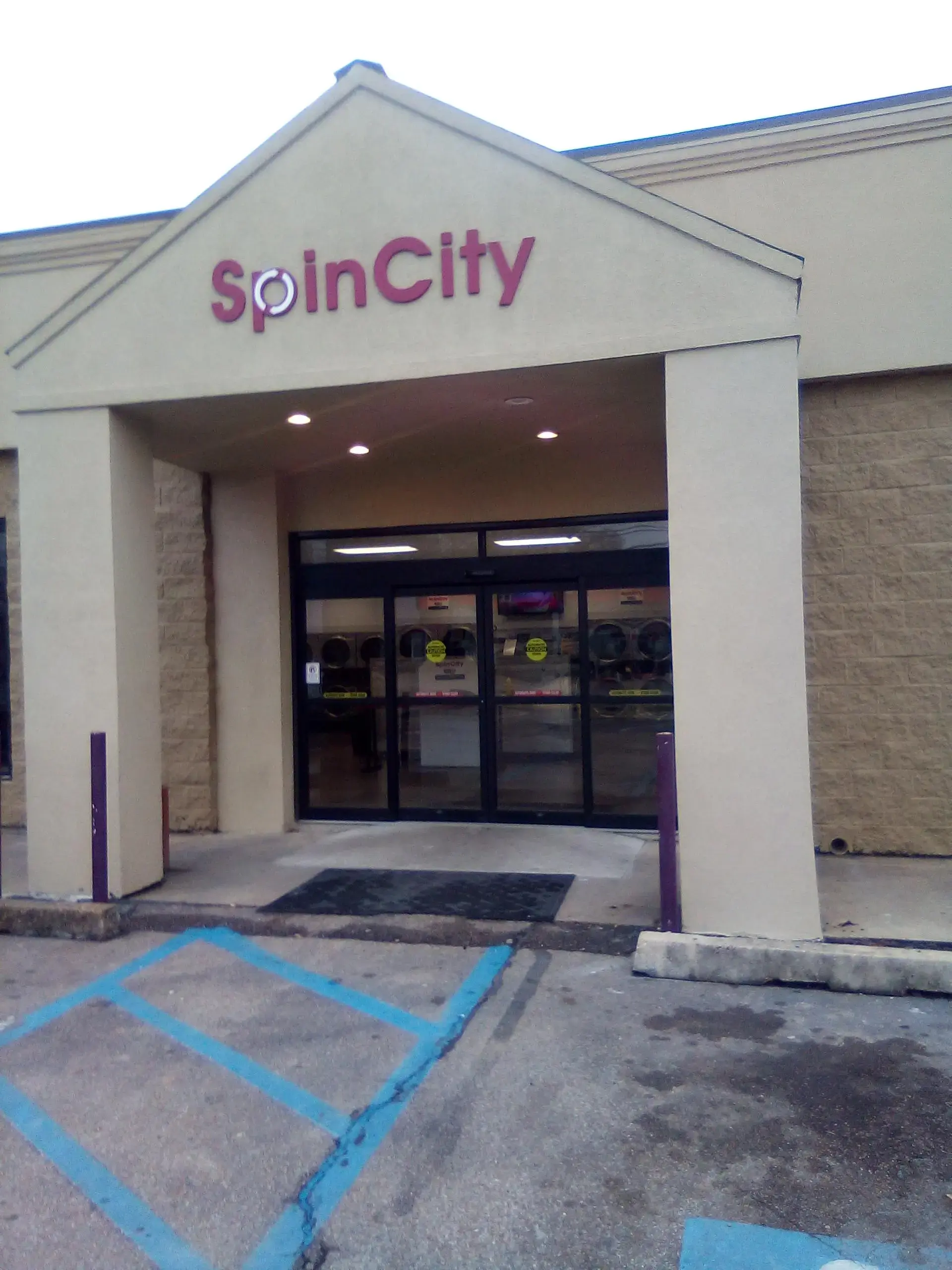 Spin City Laundromat thumbnail 4