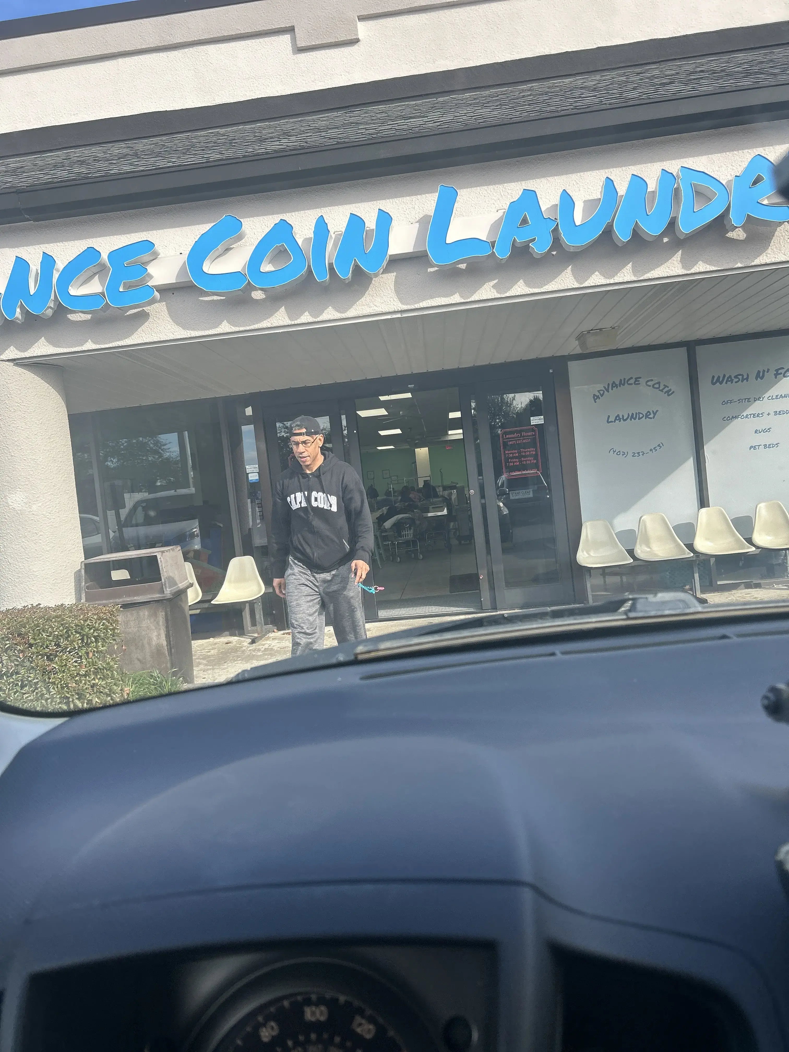 Spin City Laundry - Advanced Laundry Solutions thumbnail 3