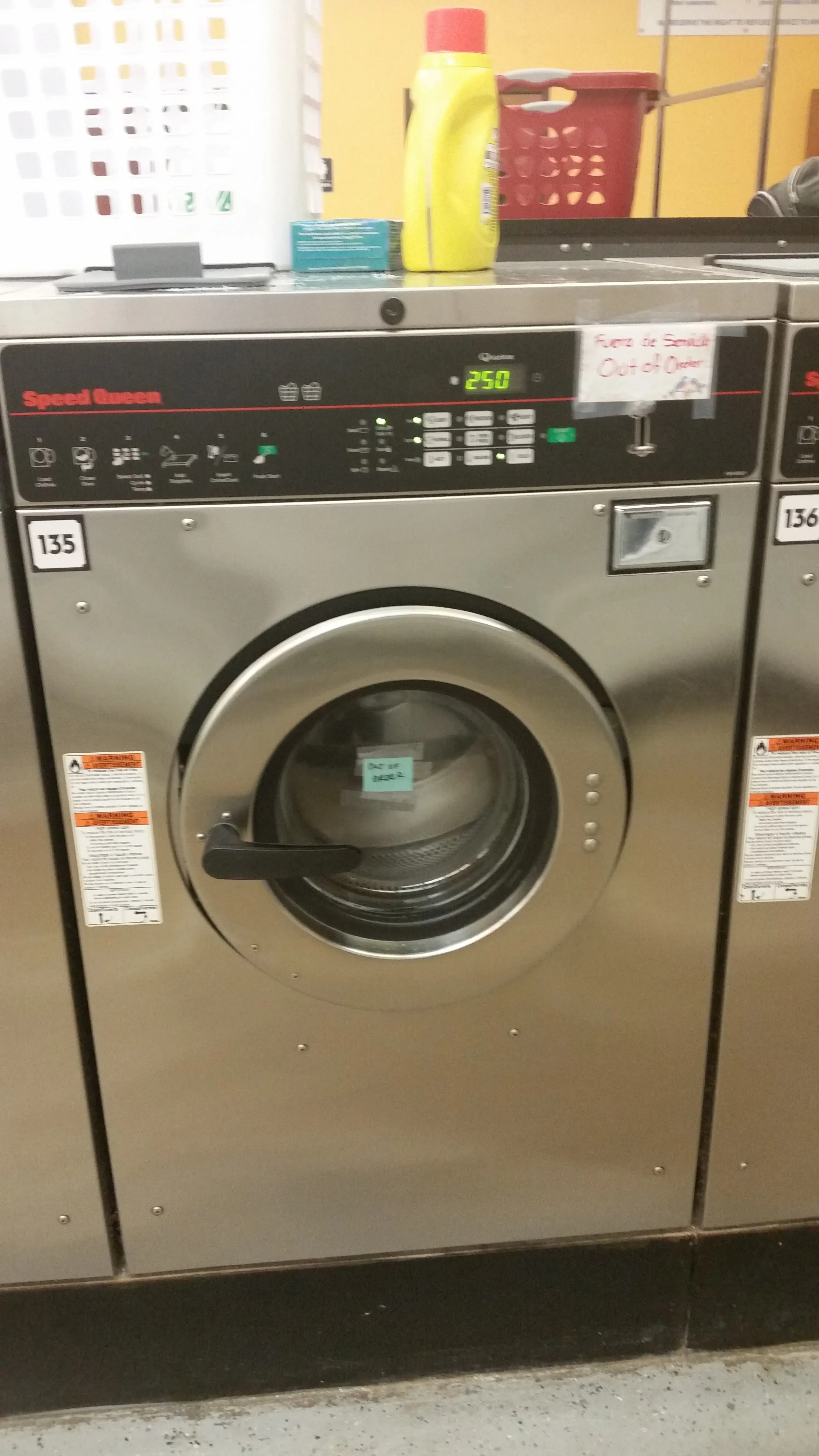 Spin City Laundry - Image 17