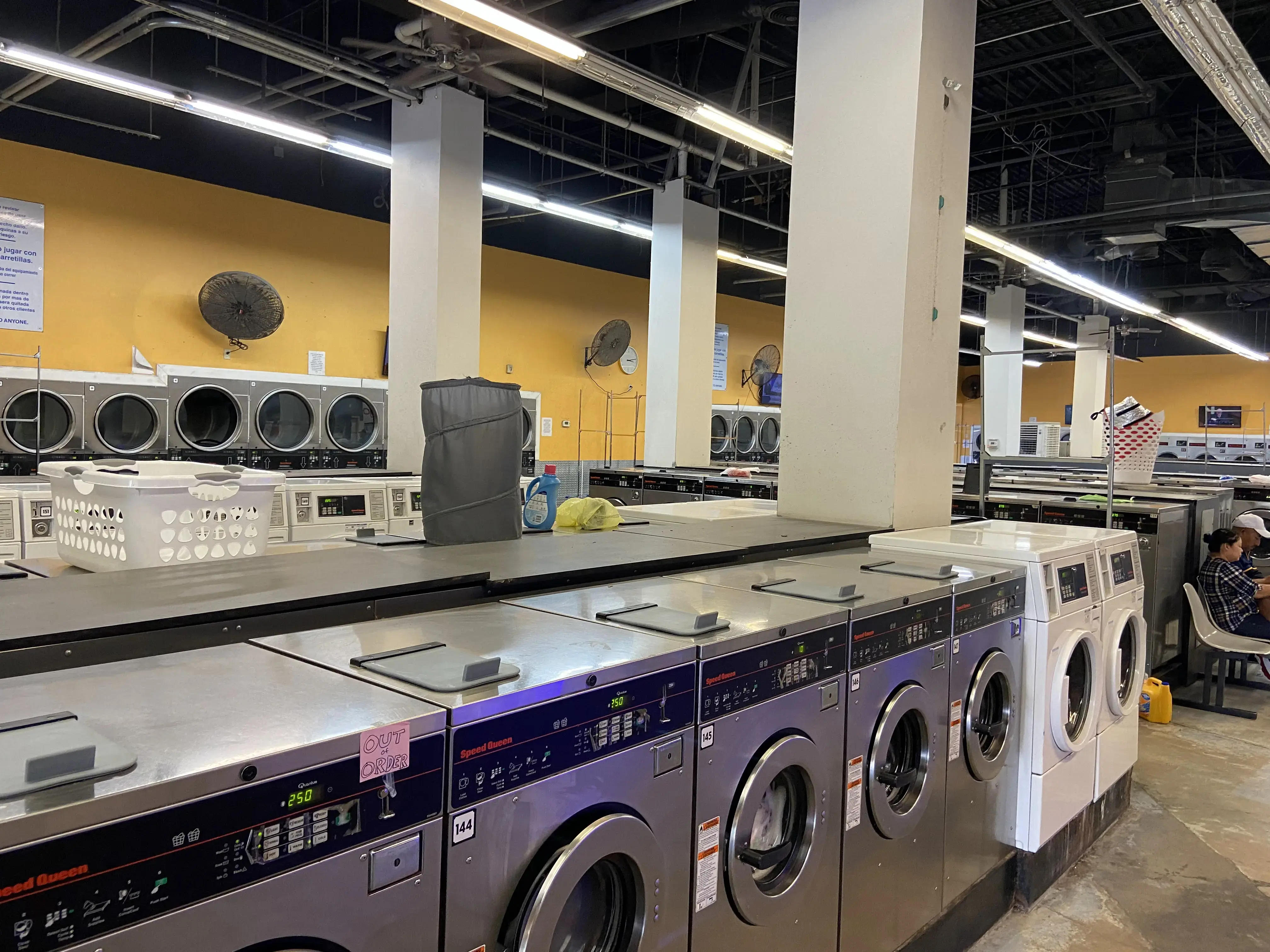 Spin City Laundry location