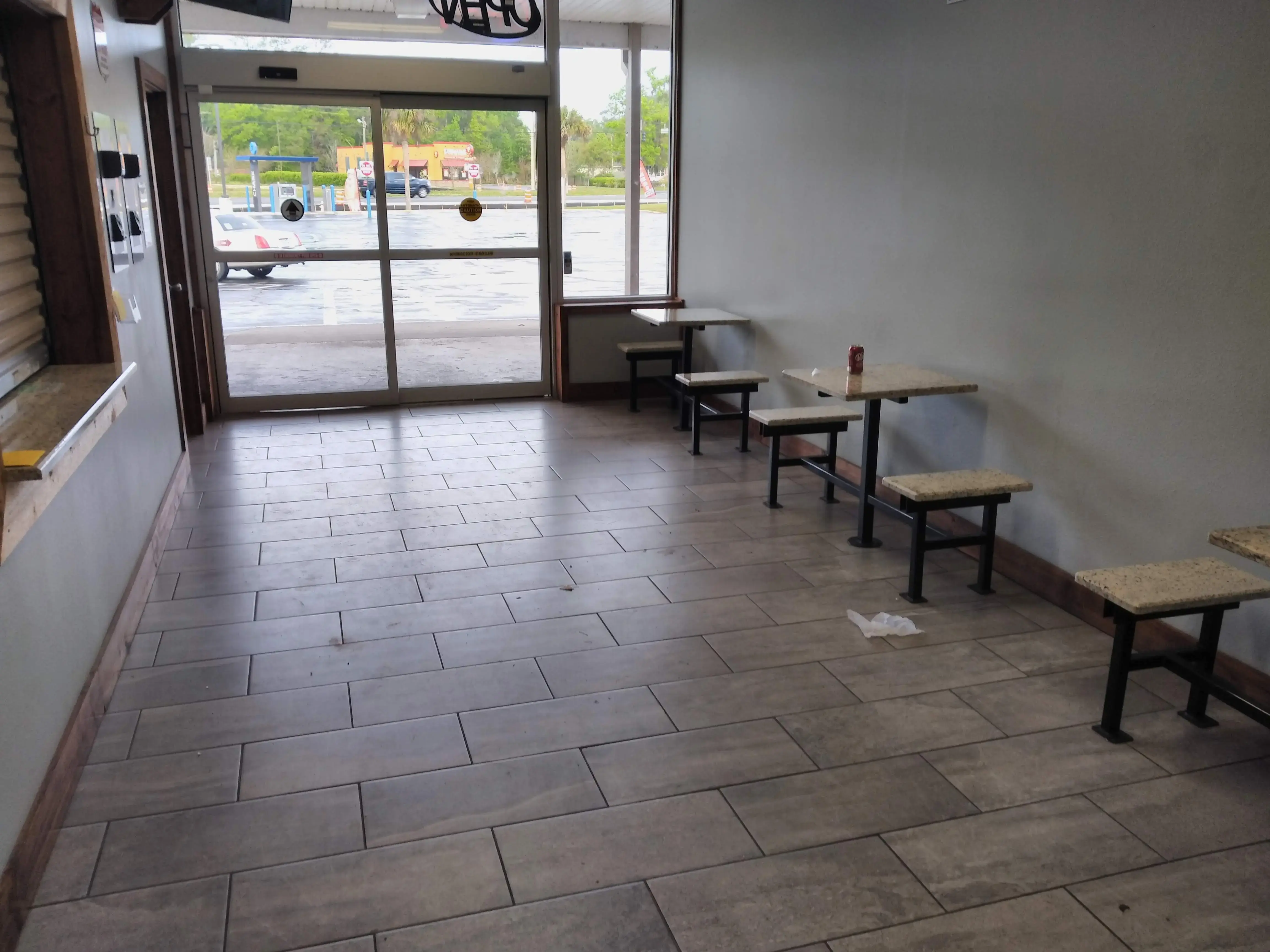 Spin City Laundry - Image 2