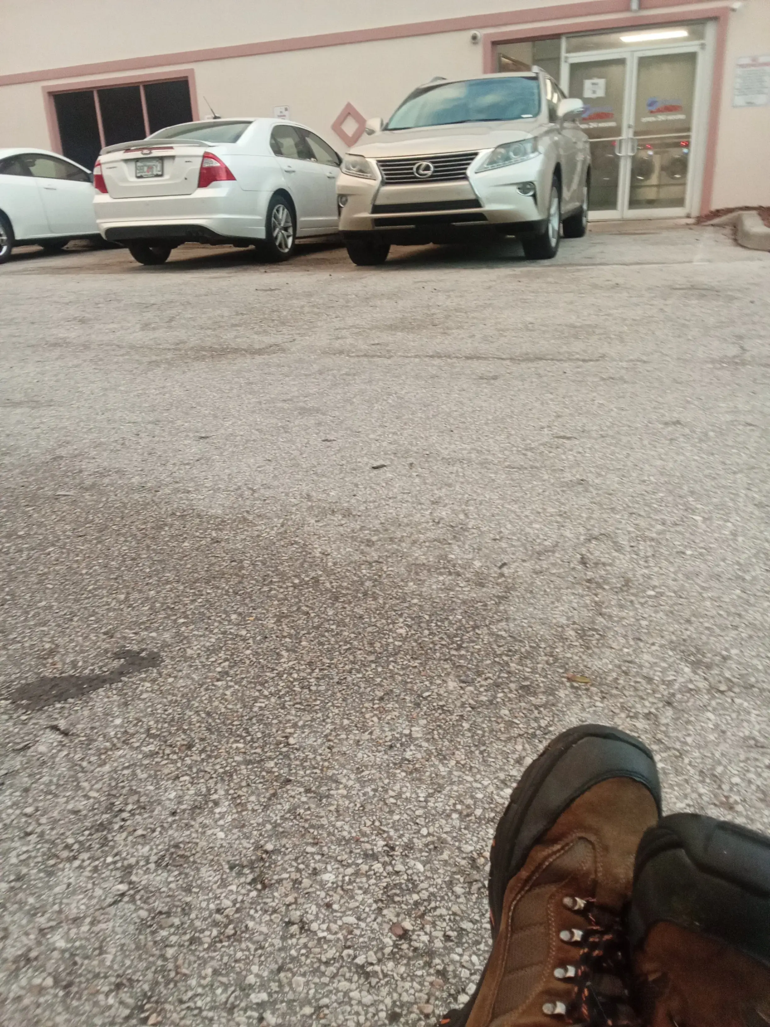 Spin City Laundry - Image 16