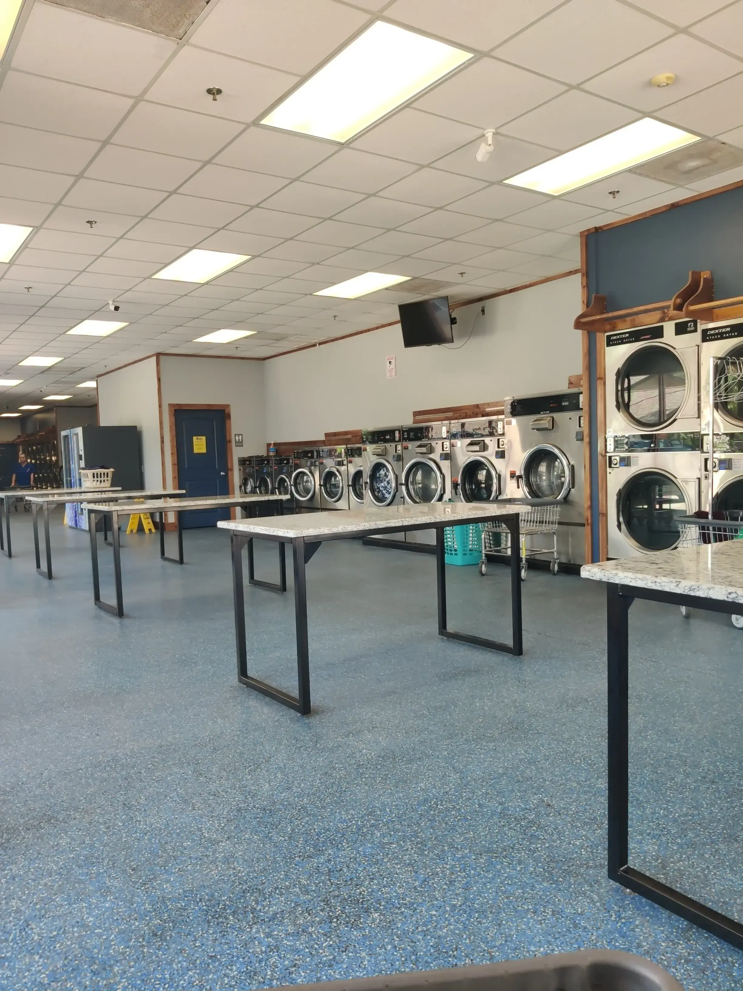 Spin City Laundry - Image 2