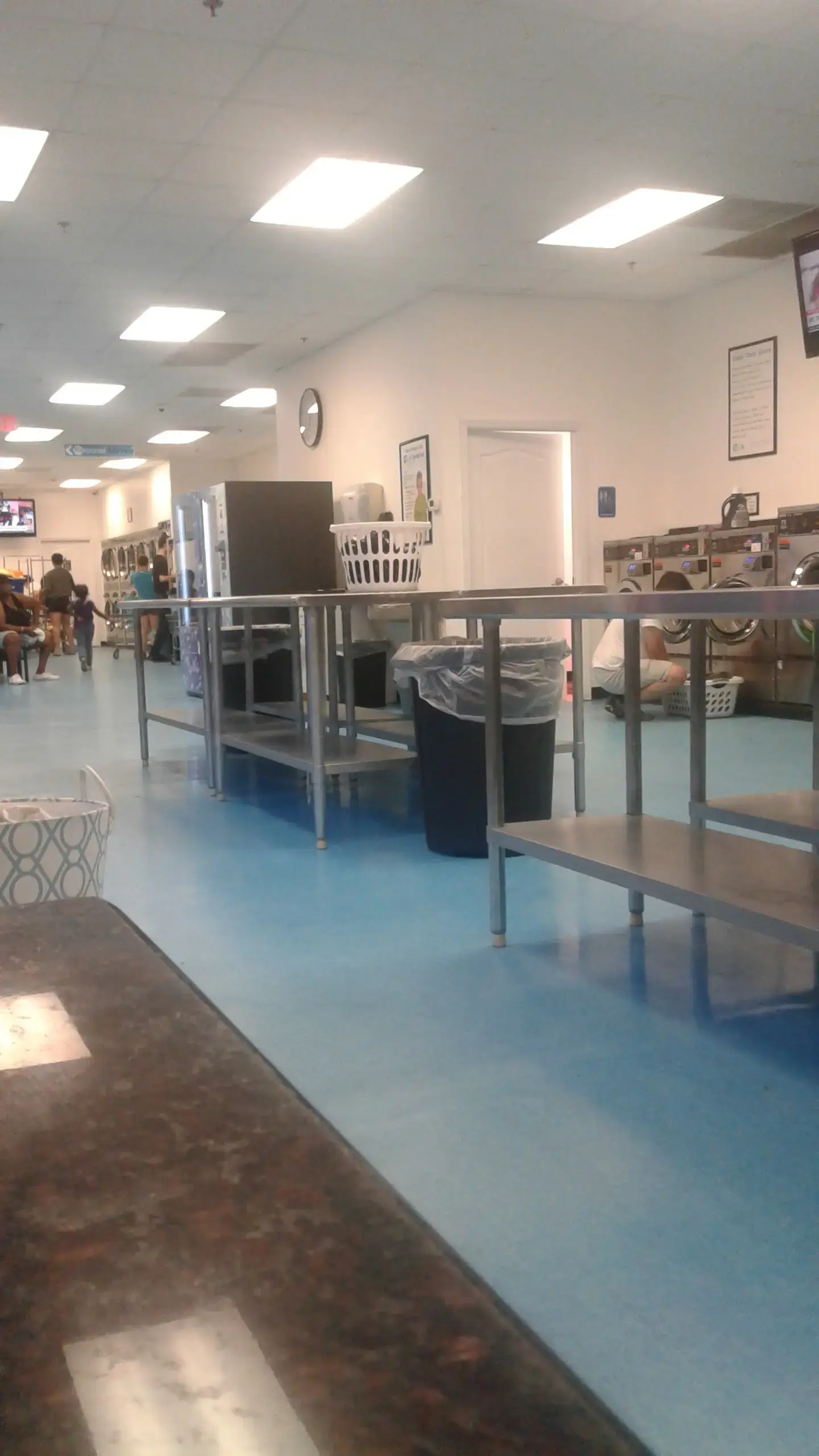 Spin City Laundry - Image 6