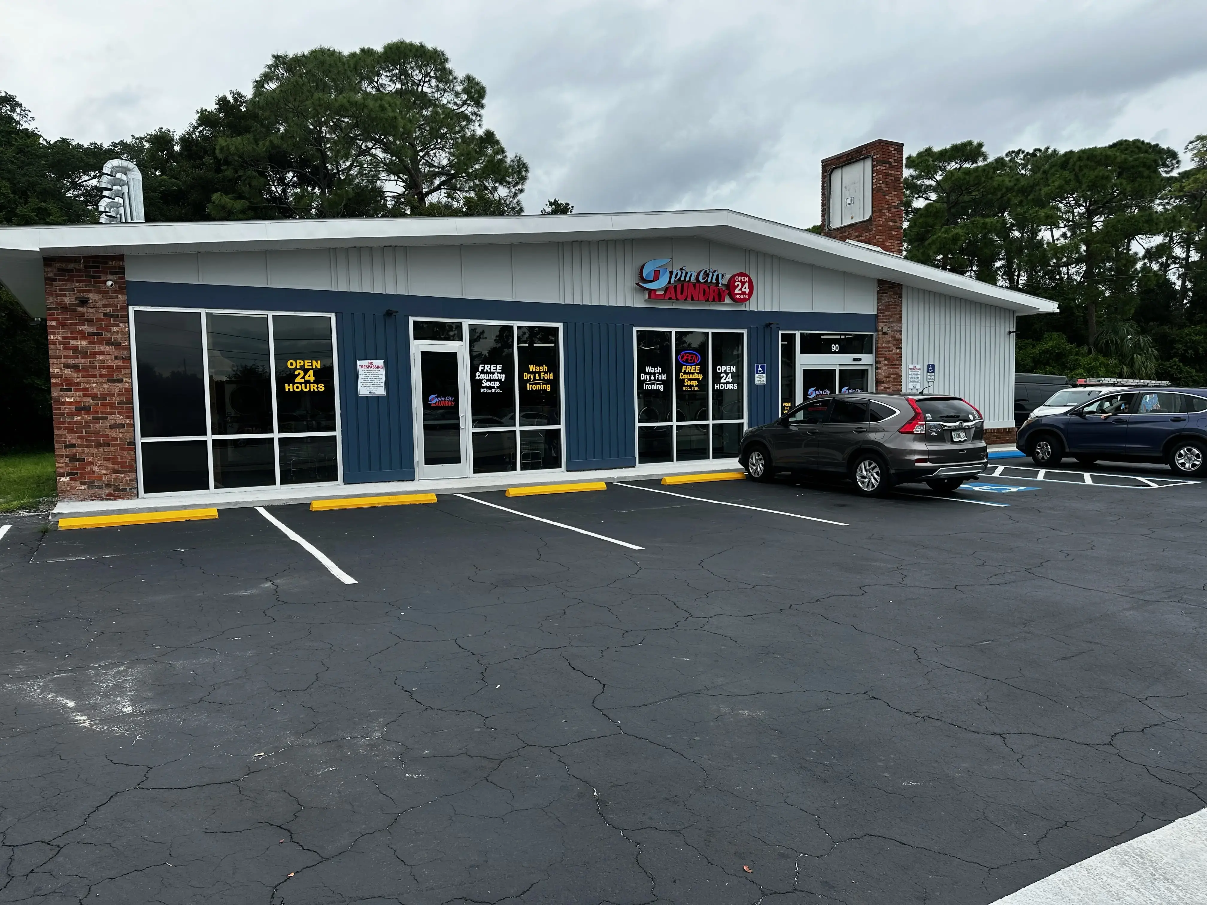 Spin City Laundry - Image 4