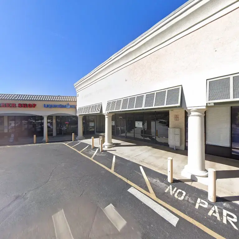 Spin City Laundry - Image 19
