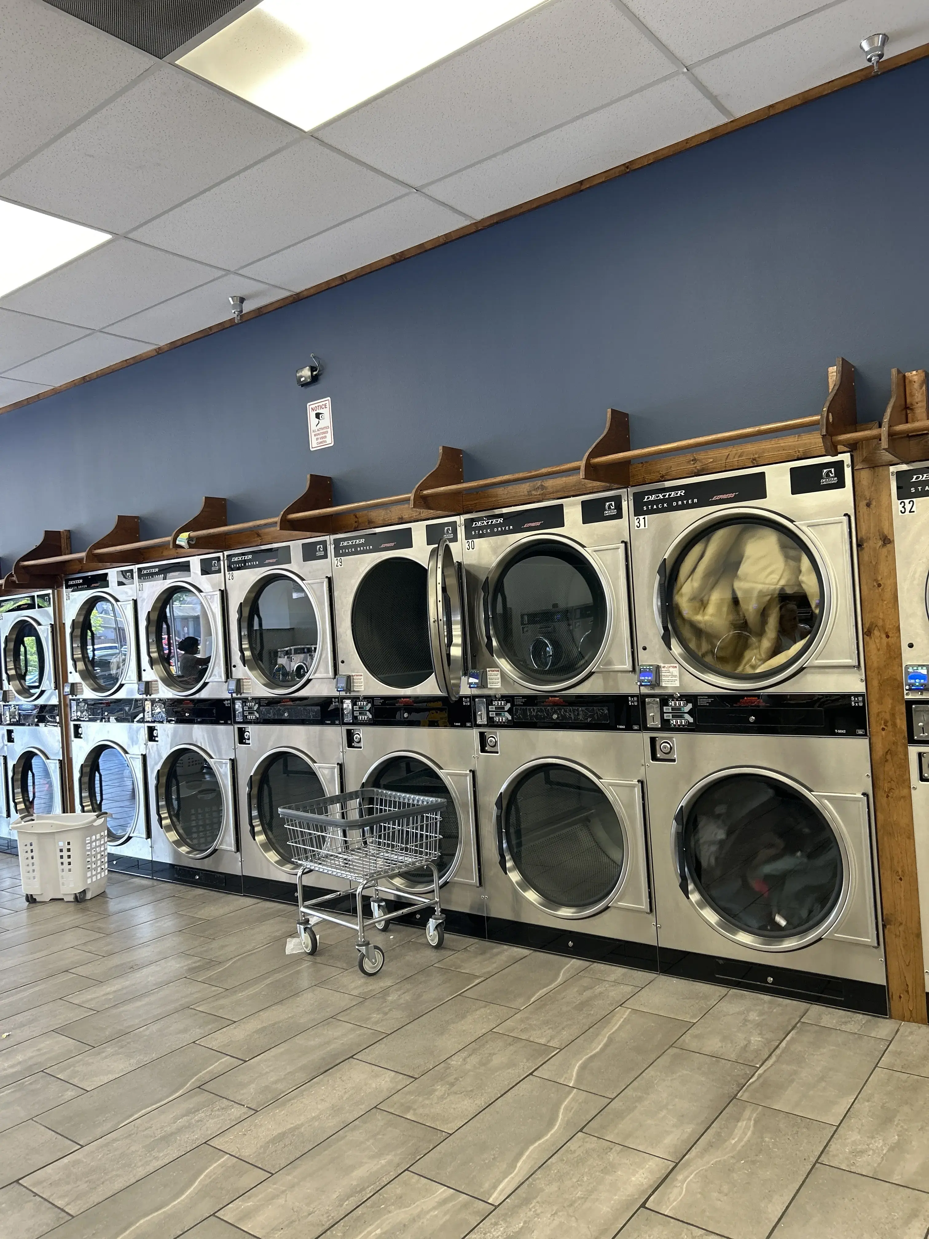 Spin City Laundry thumbnail 7