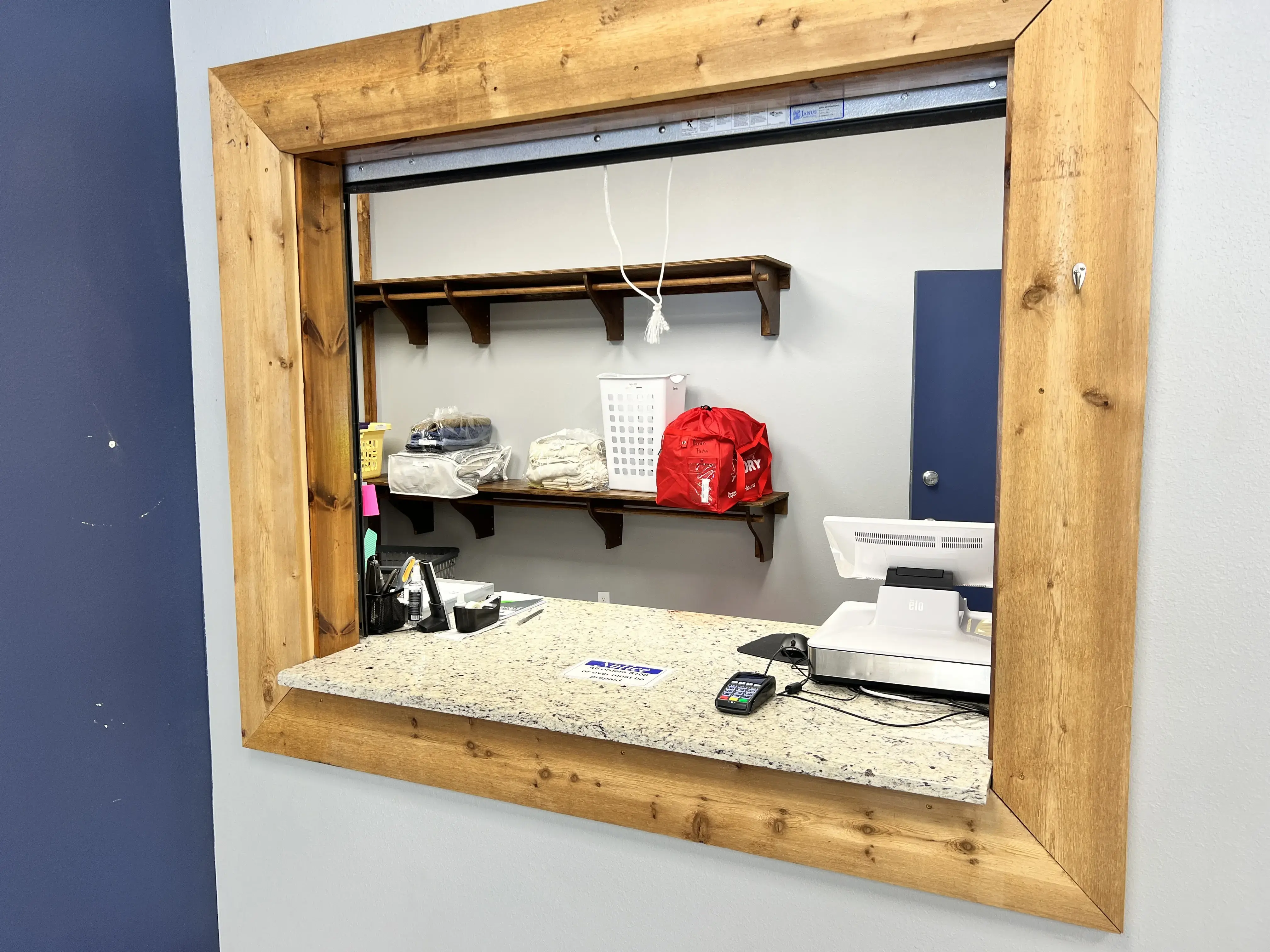 Spin City Laundry - Image 11
