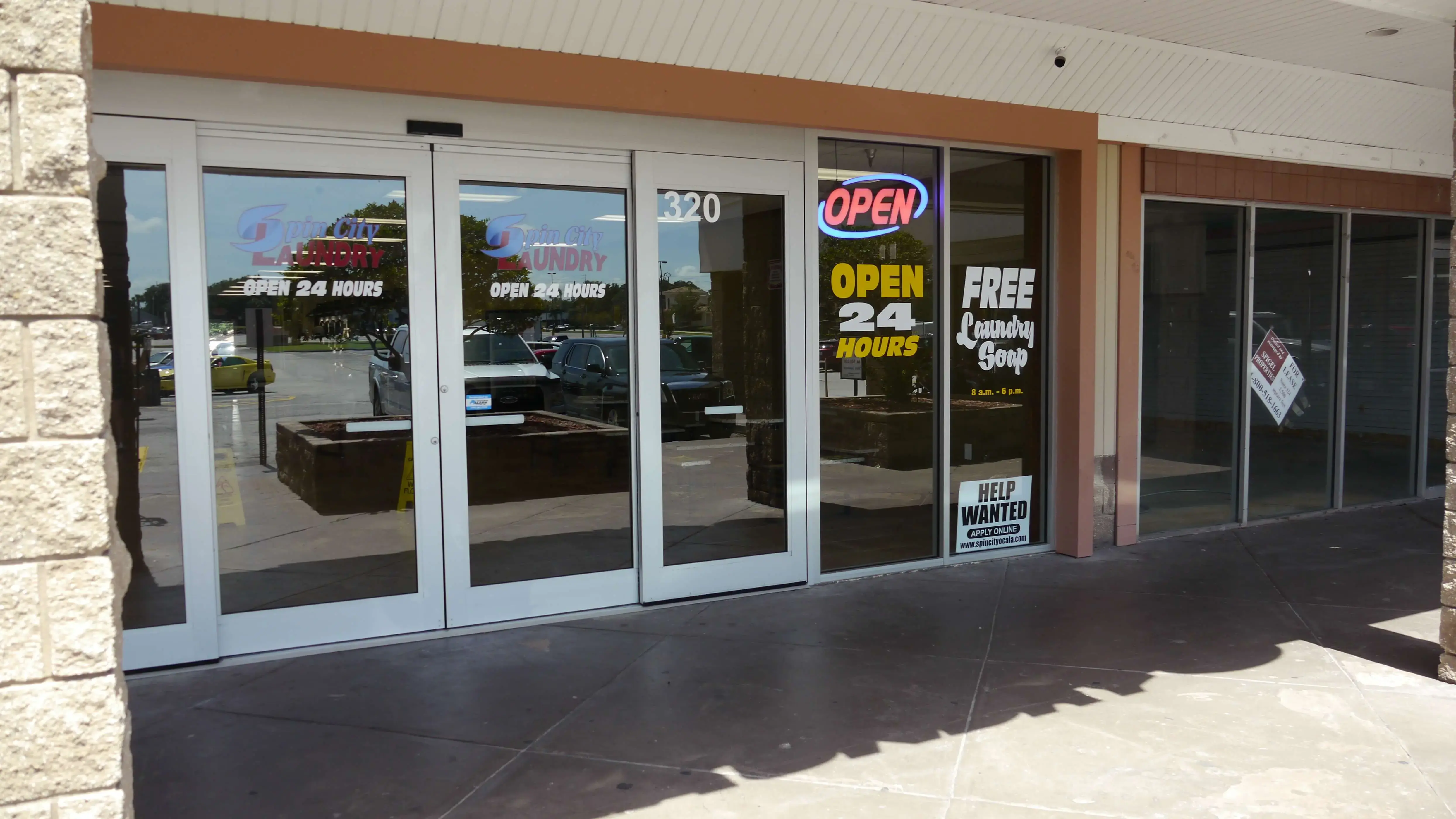 Spin City Laundry - Image 6