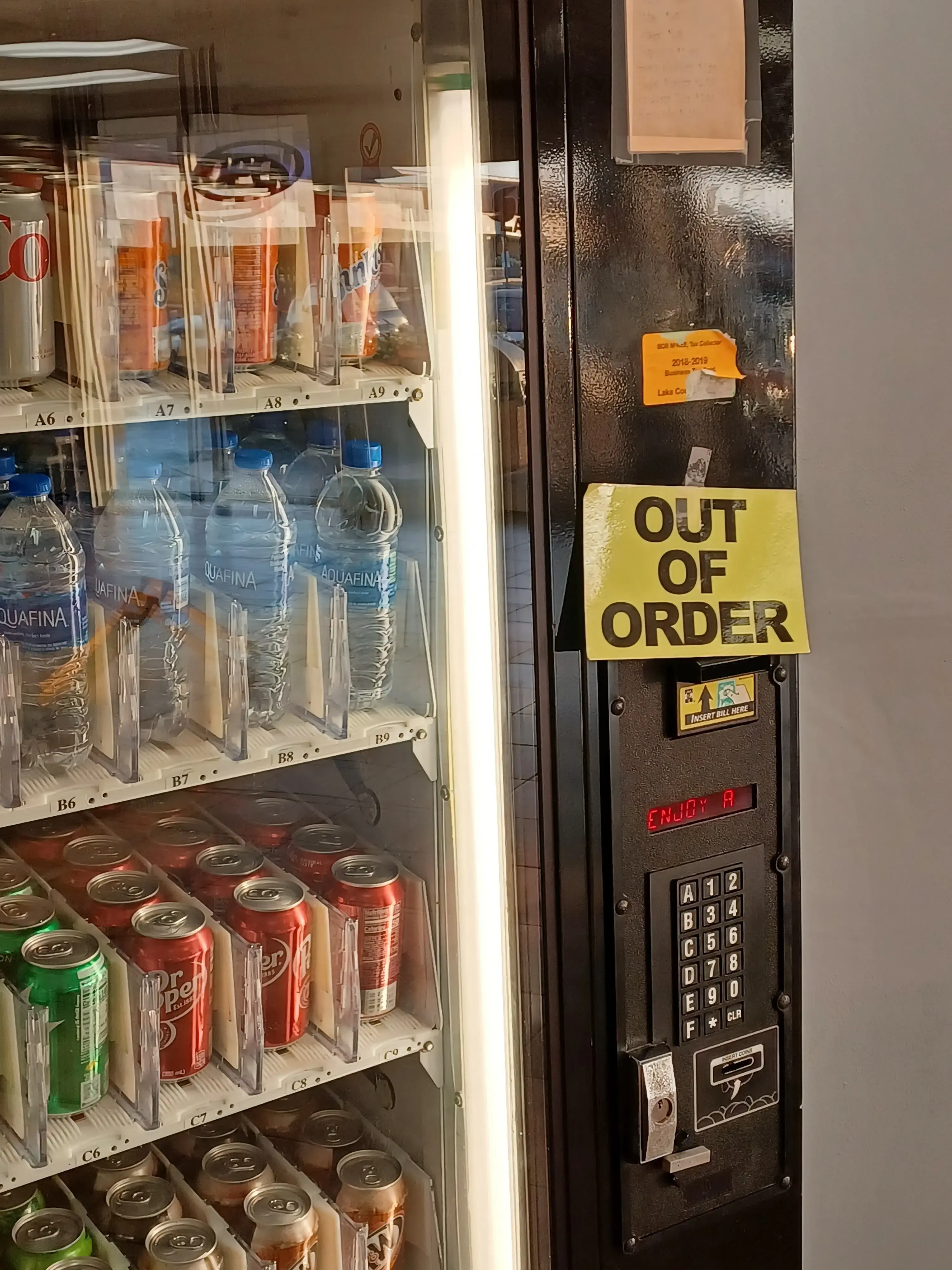 Spin City Laundry - Image 17