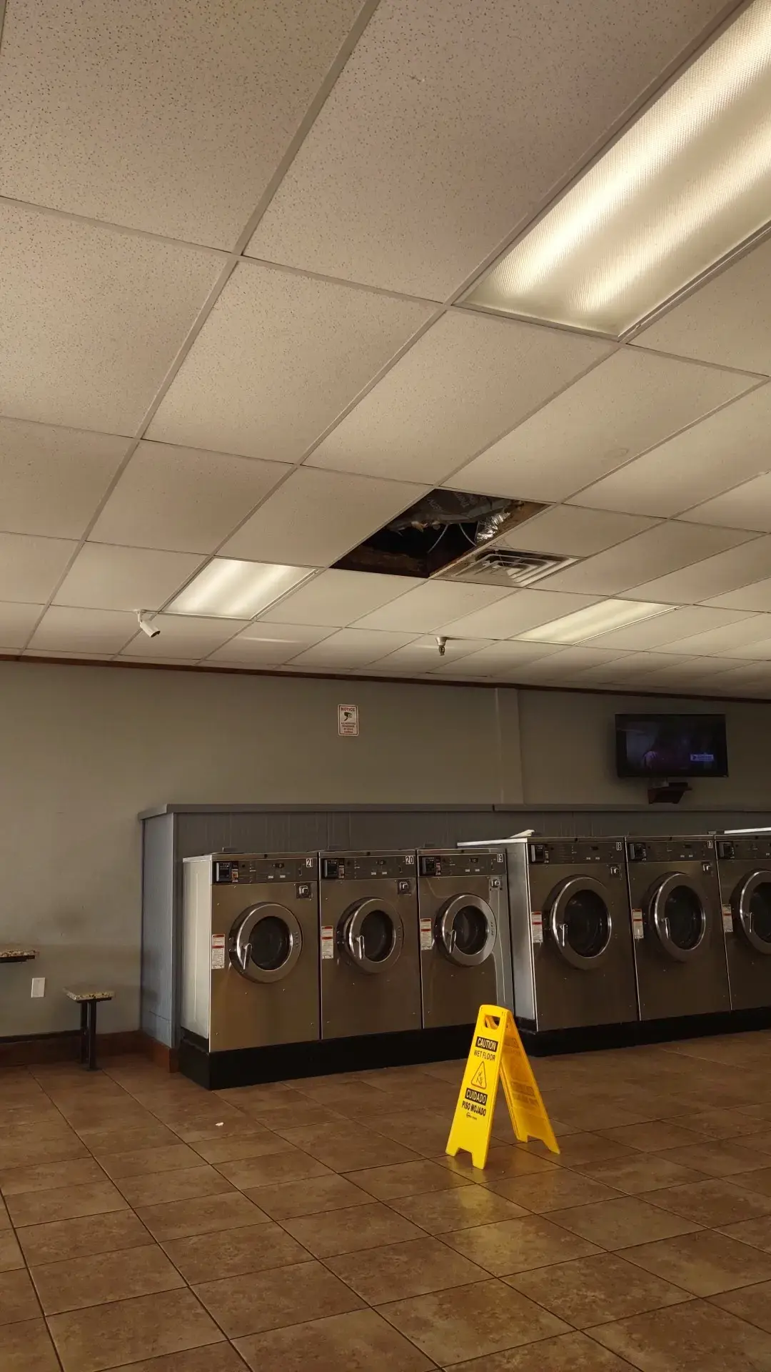 Spin City Laundry - Image 12