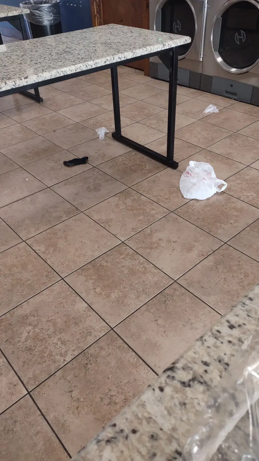 Spin City Laundry - Image 11